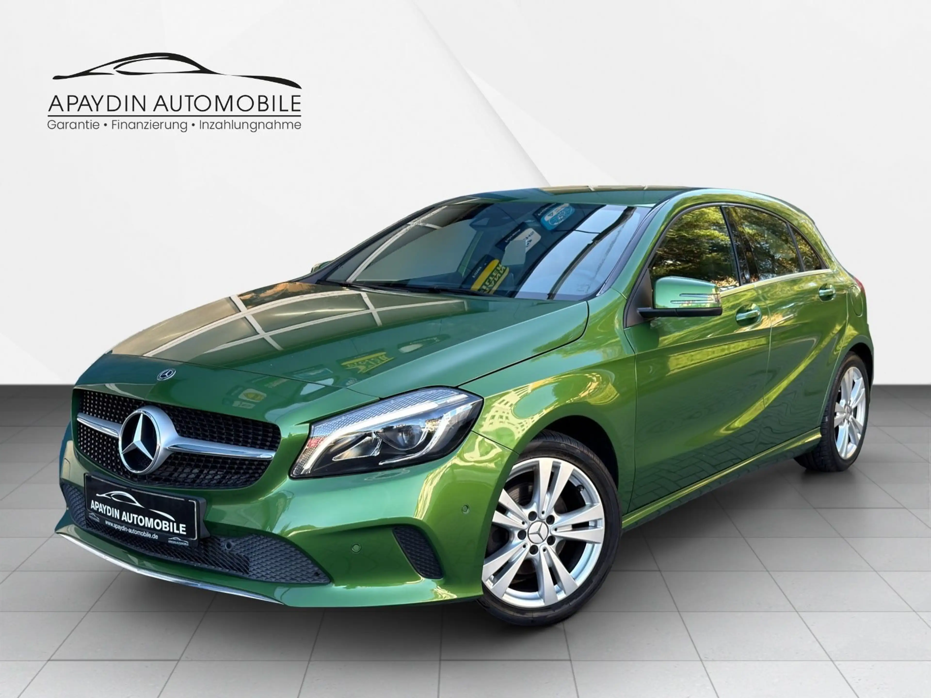 Mercedes-Benz A 180 Urban LED/NAVI/PDC/ALU/SHZ/61.000 TKM/2.HD