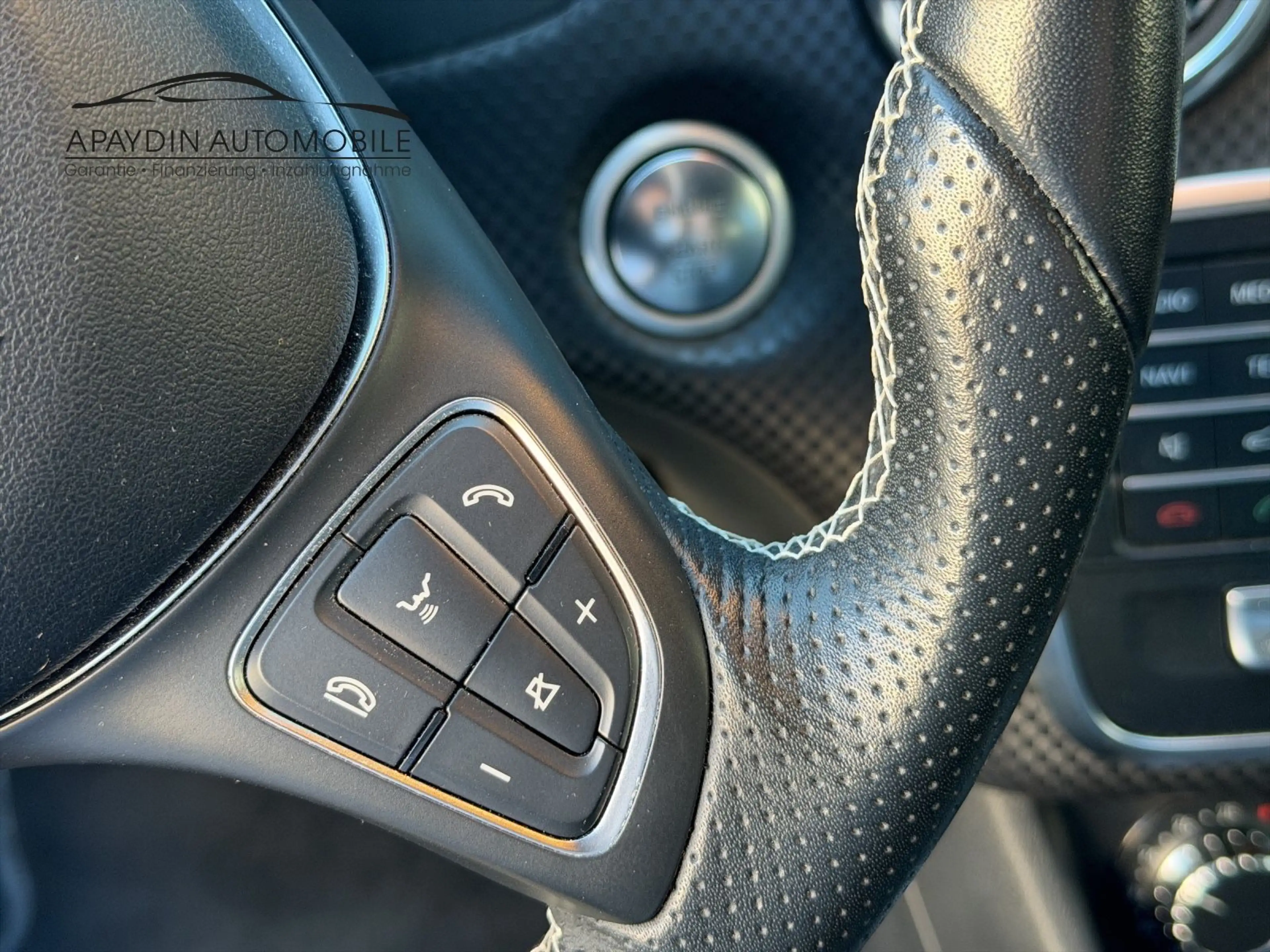 Mercedes-Benz A 180 Urban LED/NAVI/PDC/ALU/SHZ/61.000 TKM/2.HD — photo 38