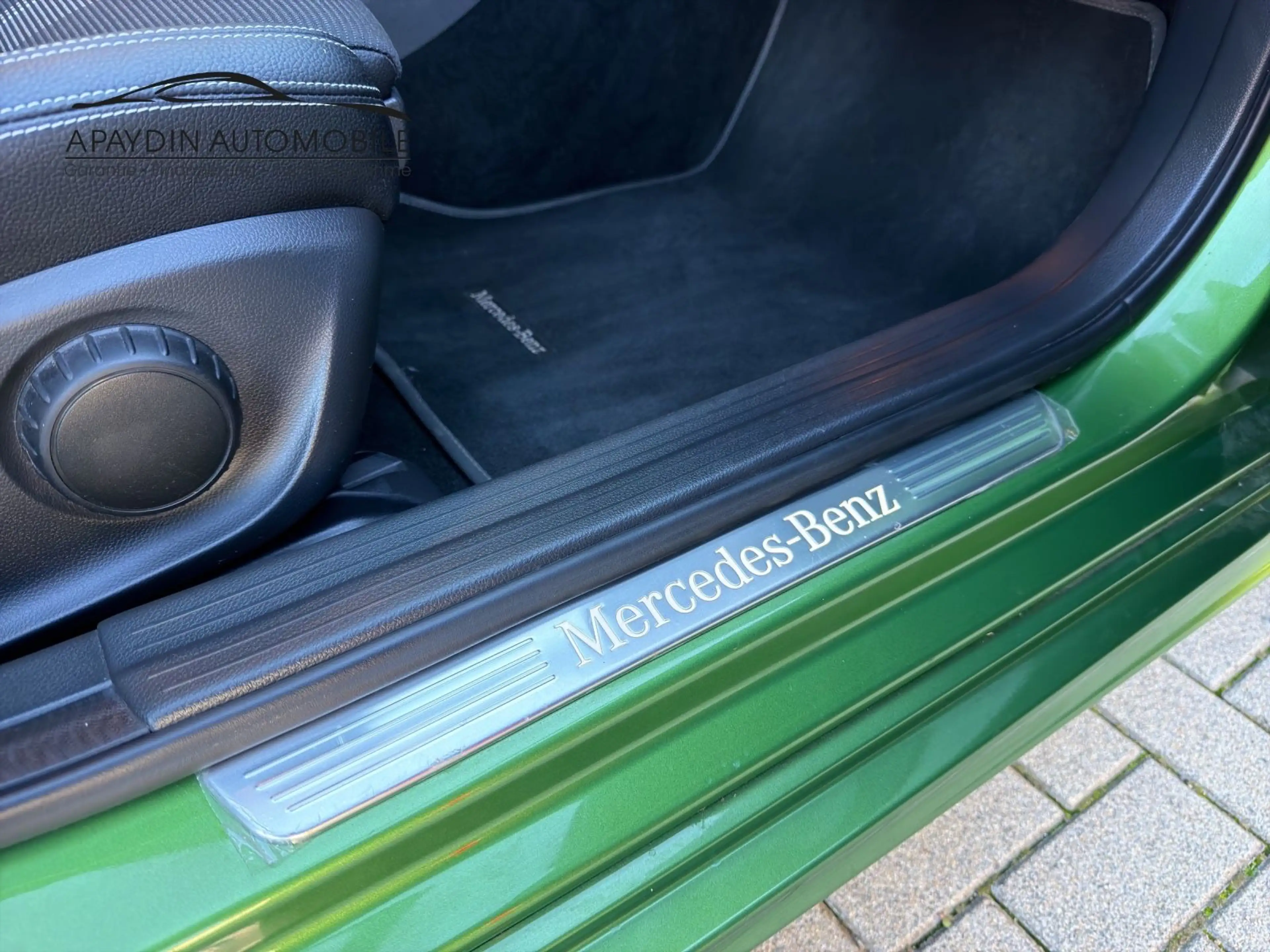 Mercedes-Benz A 180 Urban LED/NAVI/PDC/ALU/SHZ/61.000 TKM/2.HD — photo 19