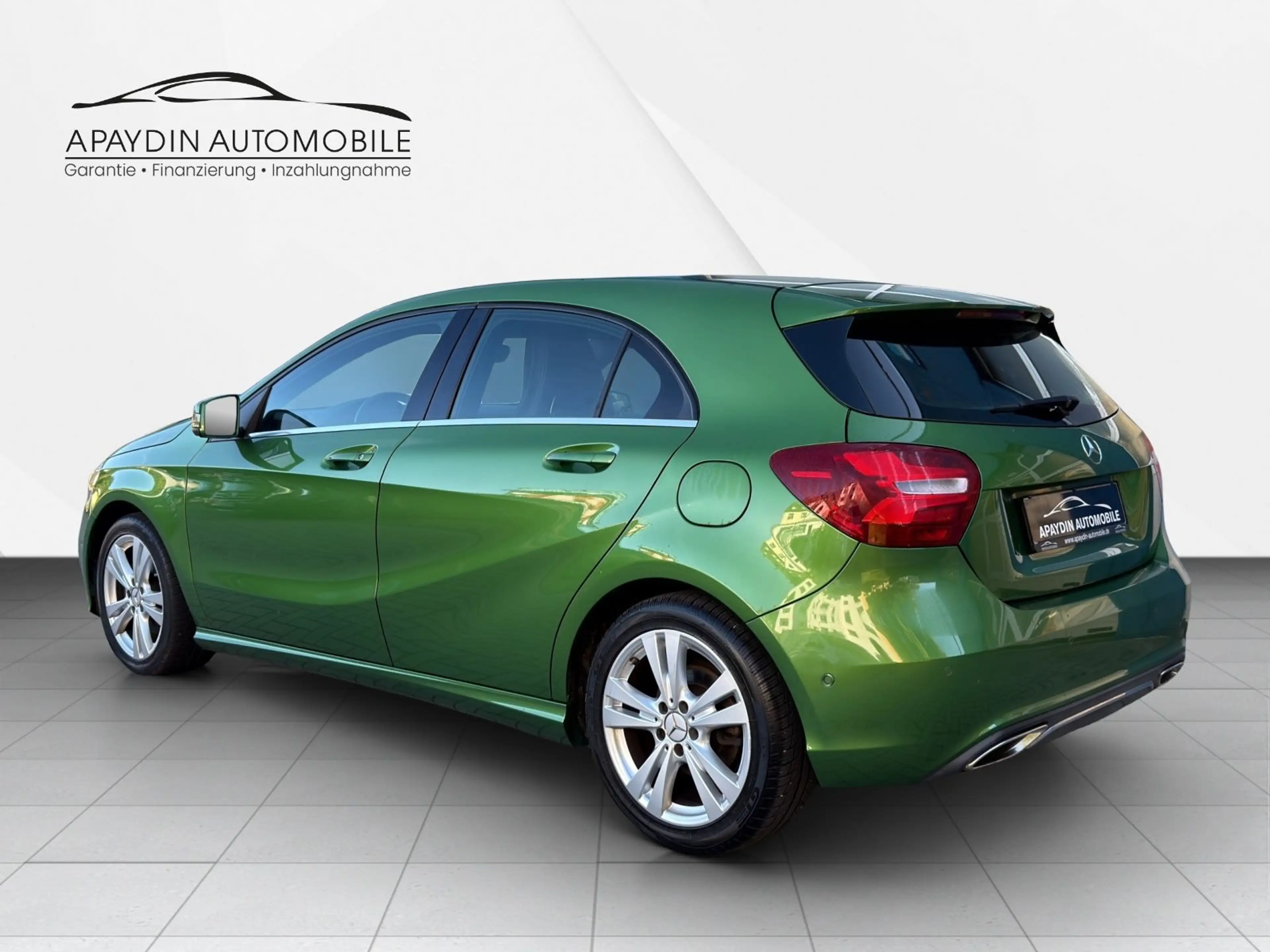 Mercedes-Benz A 180 Urban LED/NAVI/PDC/ALU/SHZ/61.000 TKM/2.HD — photo 3