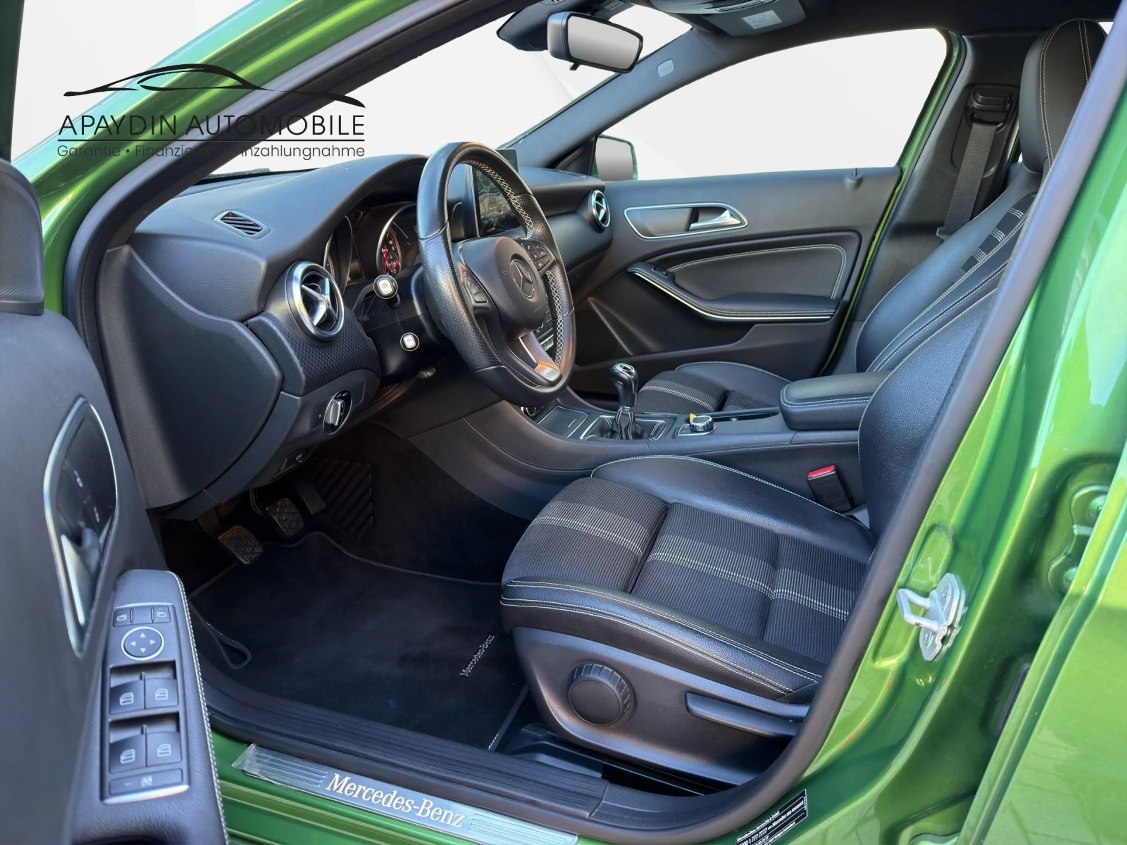 Mercedes-Benz A 180 Urban LED/NAVI/PDC/ALU/SHZ/61.000 TKM/2.HD — photo 9