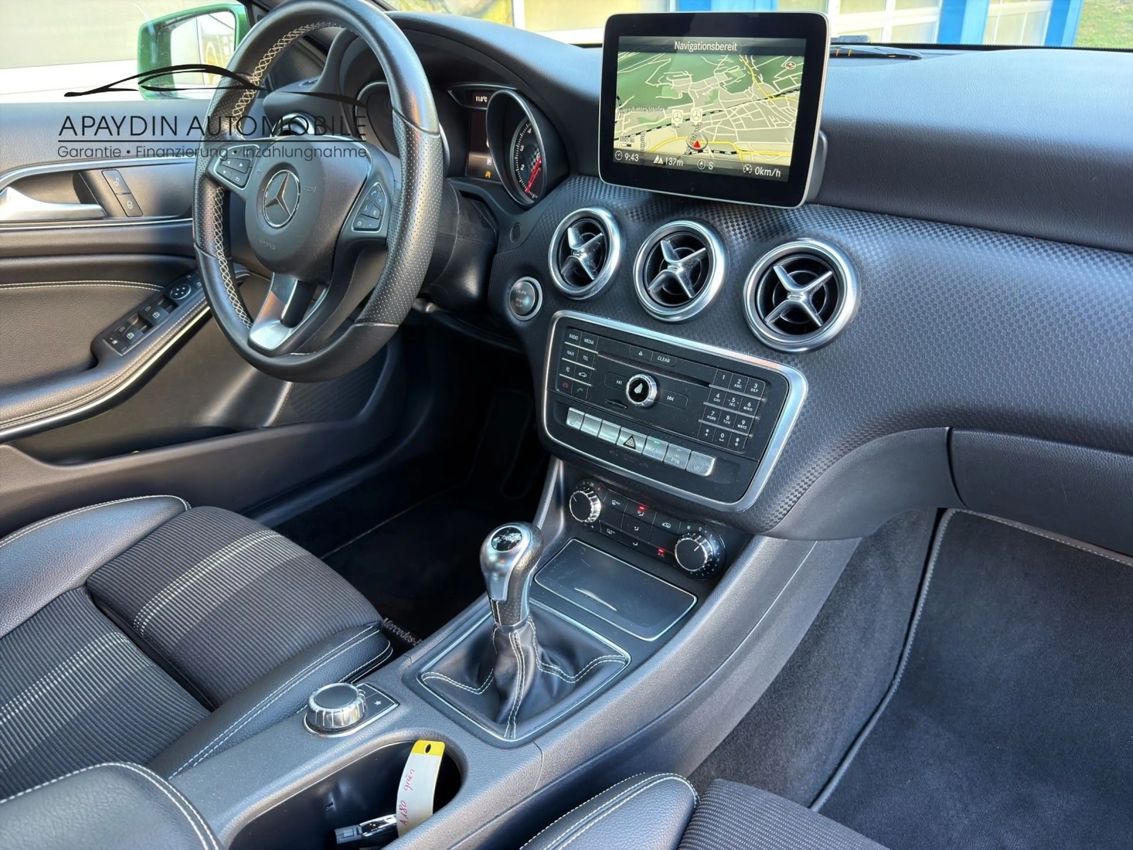 Mercedes-Benz A 180 Urban LED/NAVI/PDC/ALU/SHZ/61.000 TKM/2.HD — photo 17