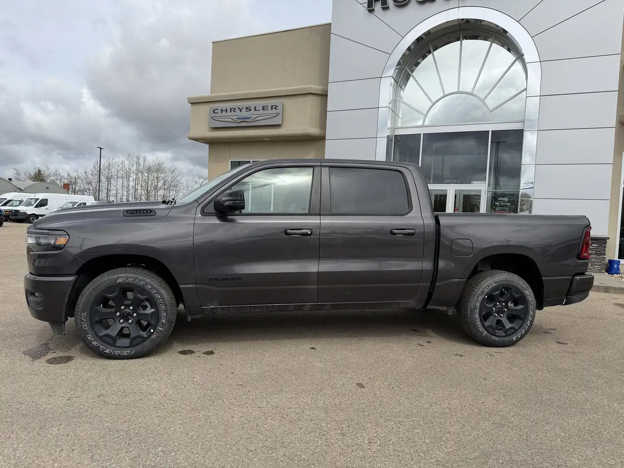 RAM 1500 снимка RAM 1500