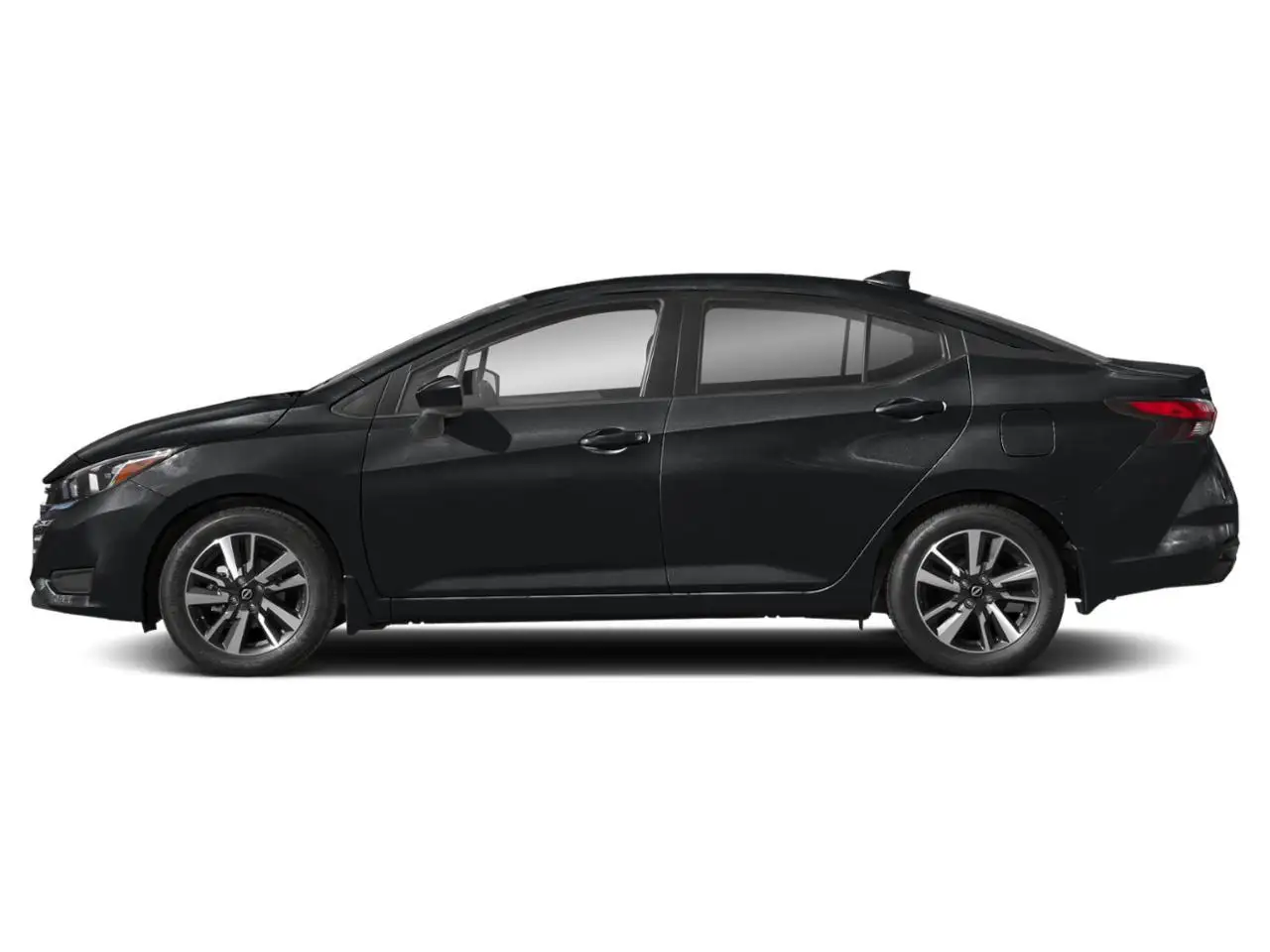 Nissan Versa снимка Nissan Versa