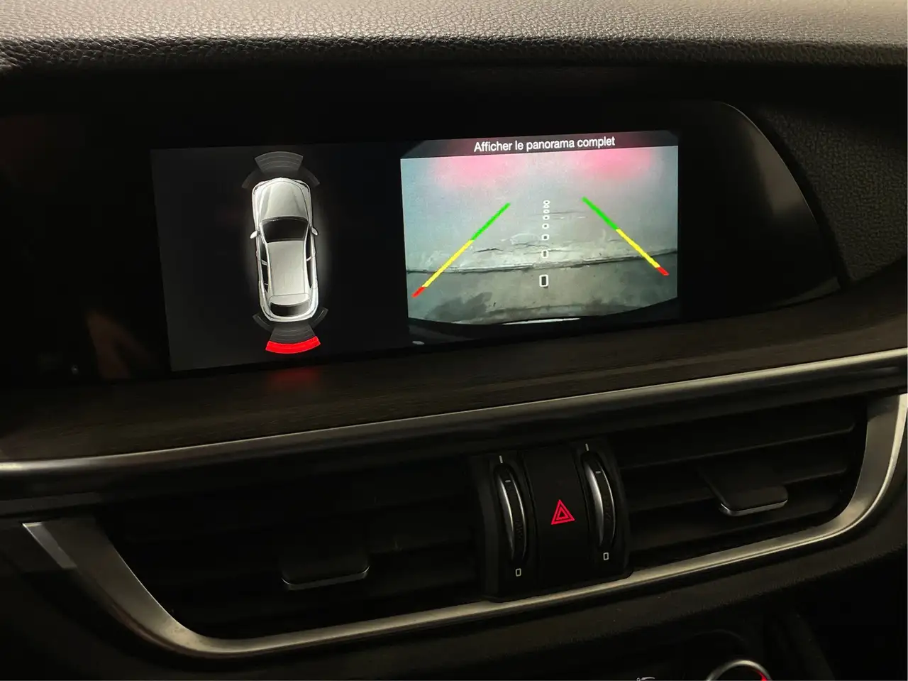 Alfa Romeo Stelvio снимка Alfa Romeo Stelvio