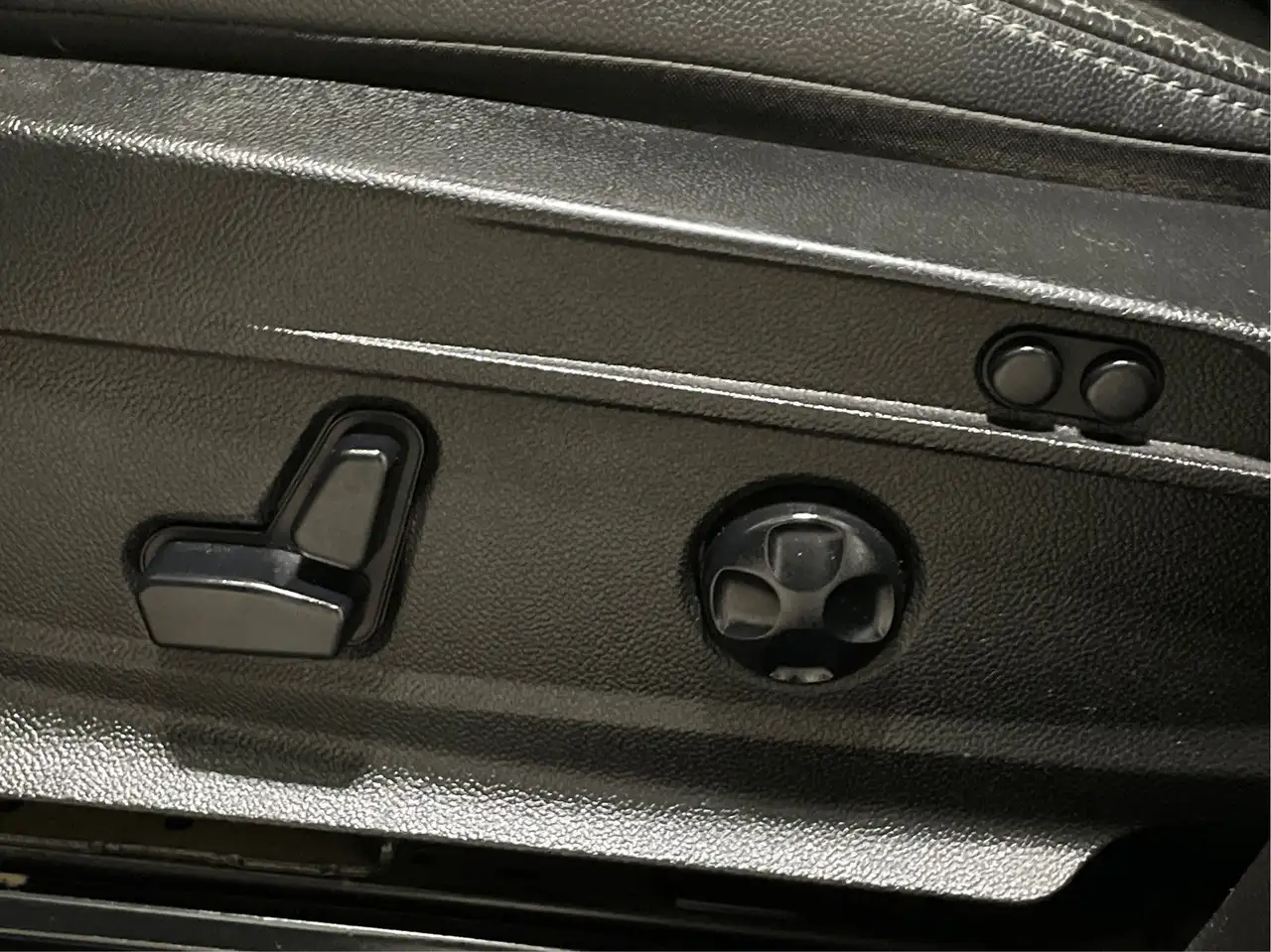 Alfa Romeo Stelvio снимка Alfa Romeo Stelvio