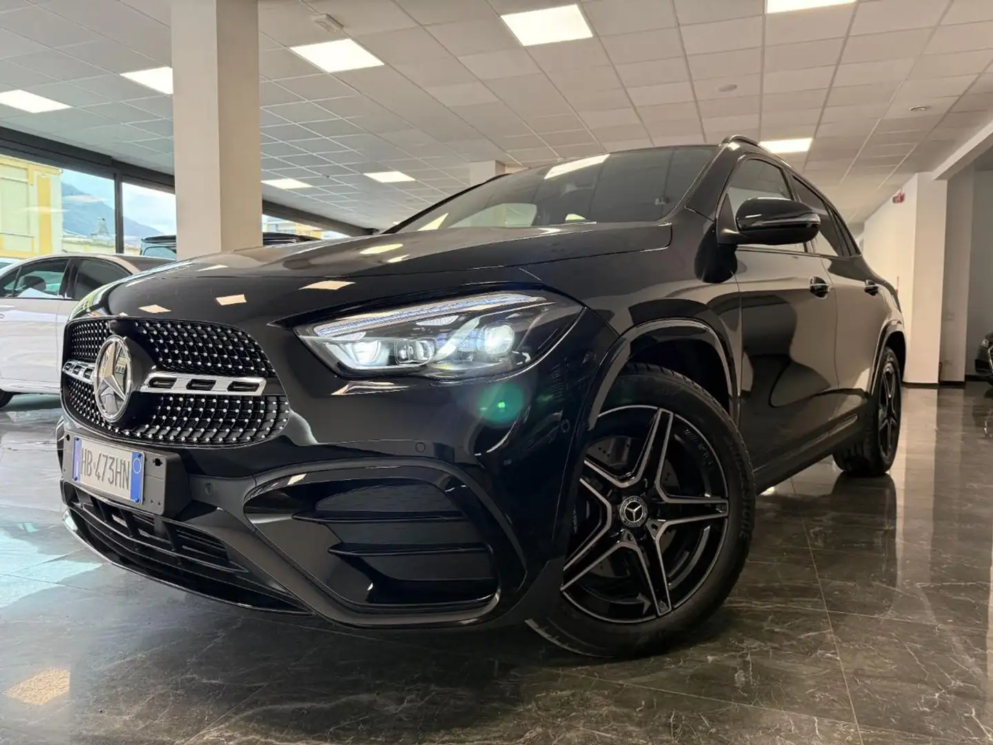 Mercedes-Benz GLA 250 Automatic 4Matic AMG Line Premium Plus / SED. RISC Nero - 1