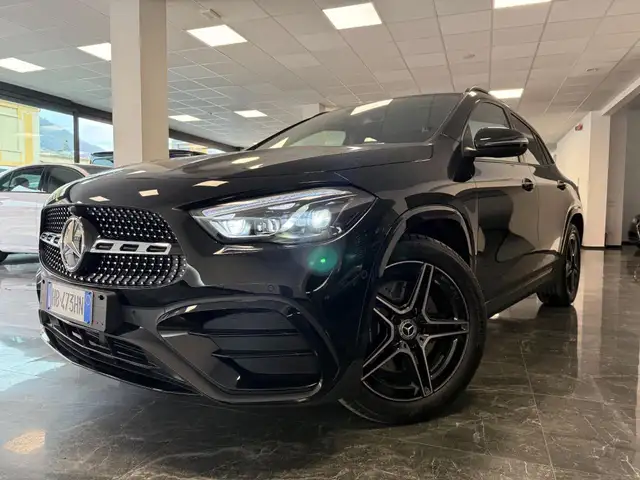 Mercedes-Benz GLA 250 Automatic 4Matic AMG Line Premium Plus / SED. RISC