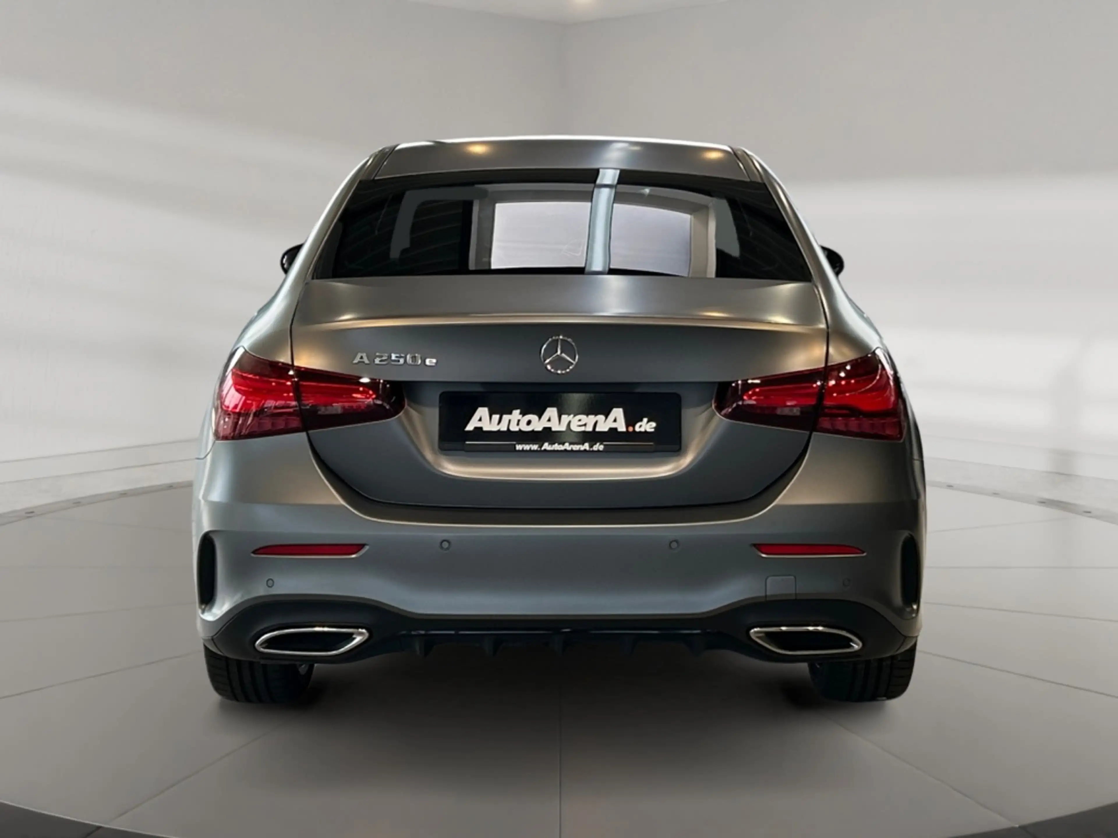Mercedes-Benz A 250 e Limousine AMG AMG+MBUX+Night+Wide+Cam — photo 7