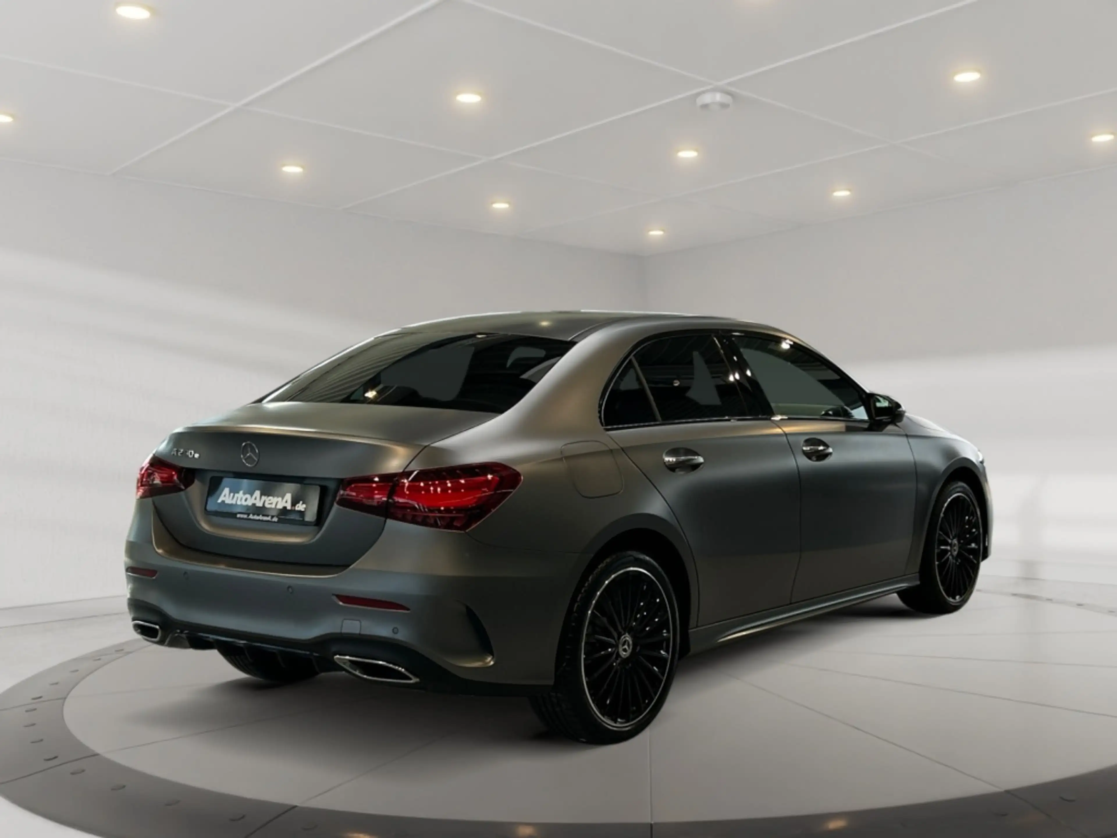 Mercedes-Benz A 250 e Limousine AMG AMG+MBUX+Night+Wide+Cam — photo 5