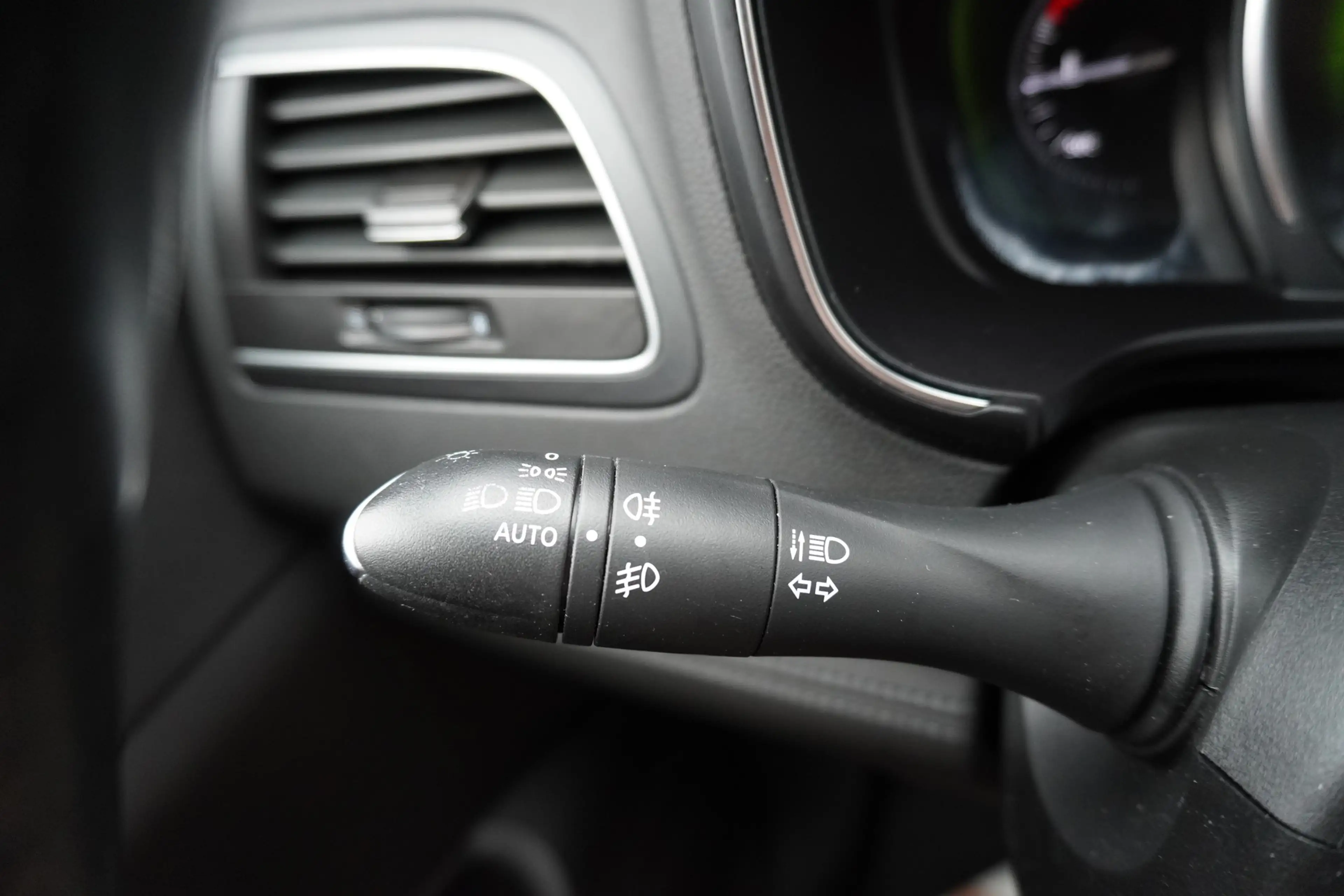 Renault Koleos 1.6 dCi Intens LED Navi Panorama DAB PDC — photo 15