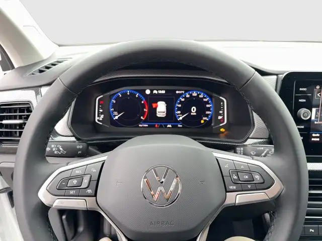Volkswagen T-Cross view 10
