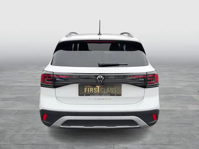 Volkswagen T-Cross view 5