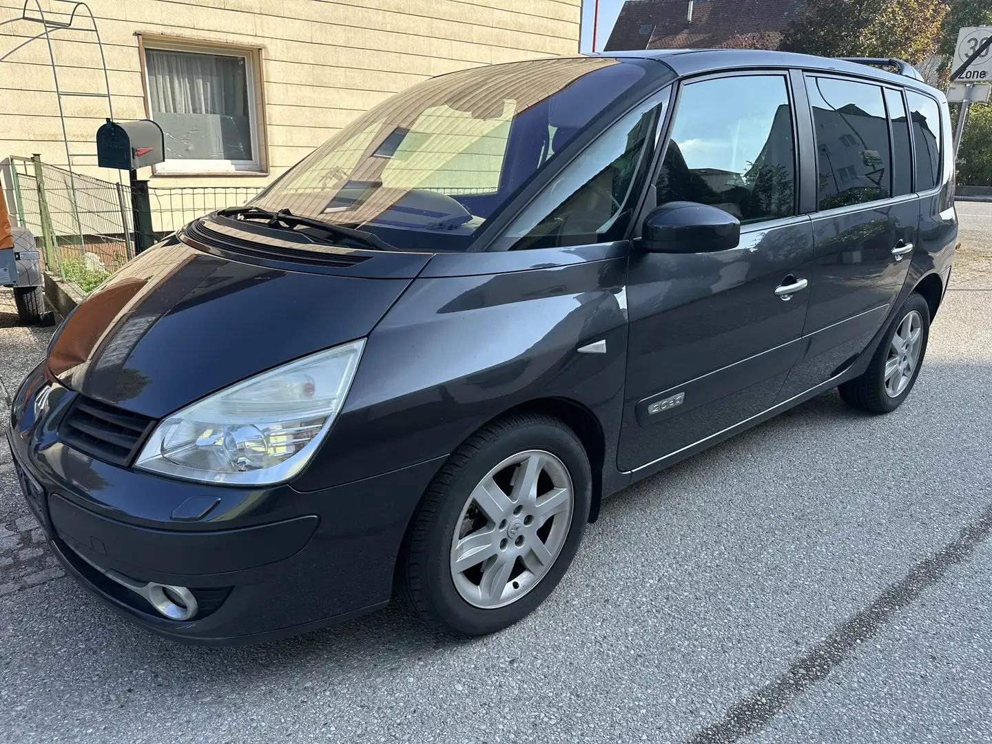 Renault Espace Espace Sport Edition 2,0 dCi Aut. Sport Edition Grau - 2