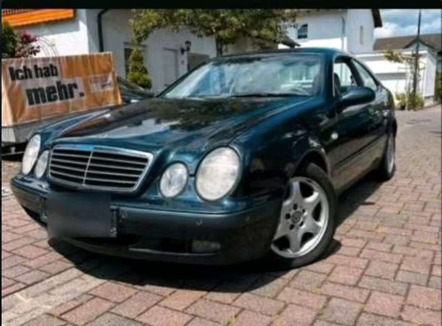 Second hand Mercedes Benz Clk-Class 200