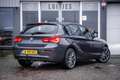 BMW 118 1-serie 118i AUT8 High-Executive I Leder I Trekhaa Grijs - thumbnail 2