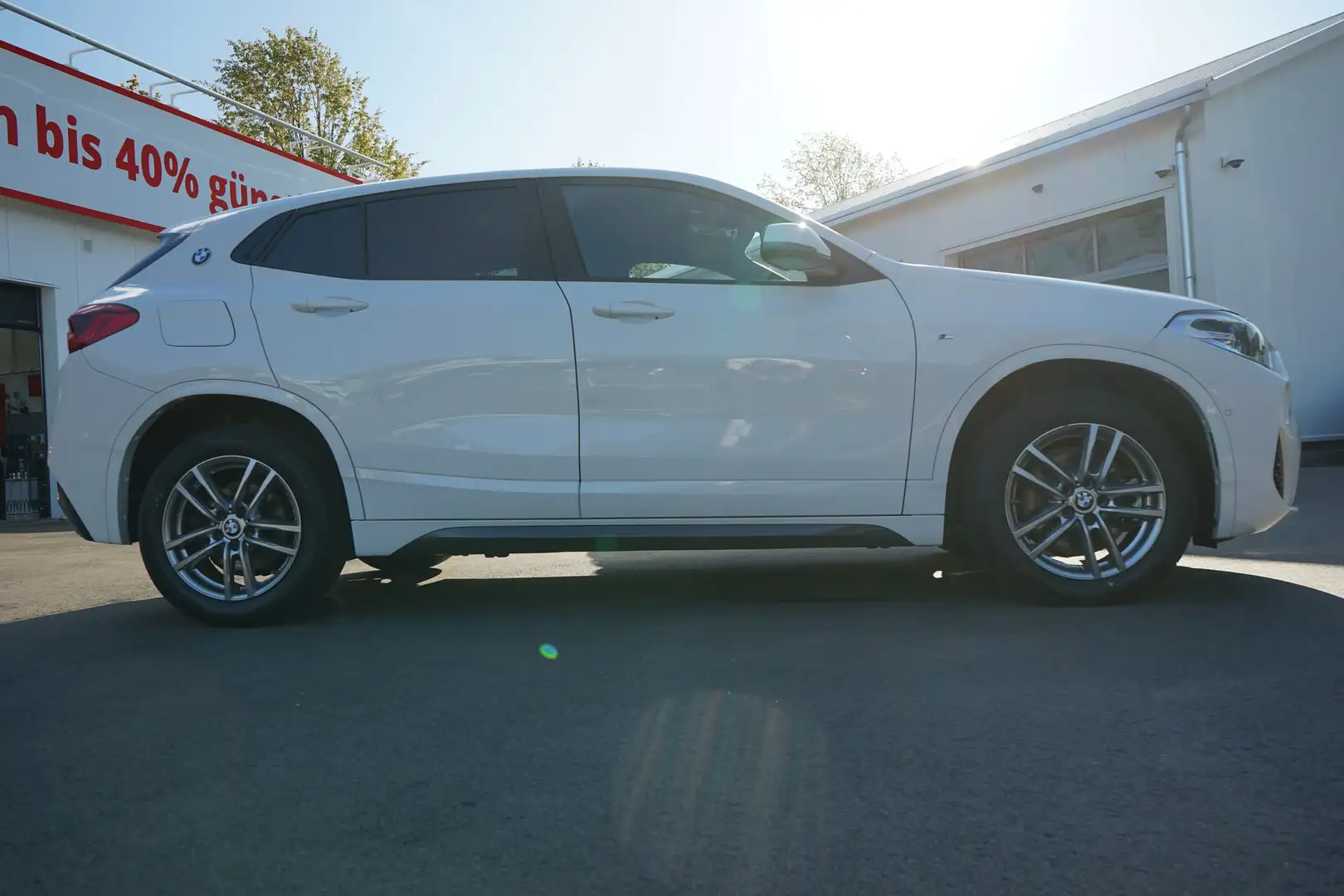 BMW X2 xDrive20d M Sport LED Navi PDC Tempomat Blanc - 2