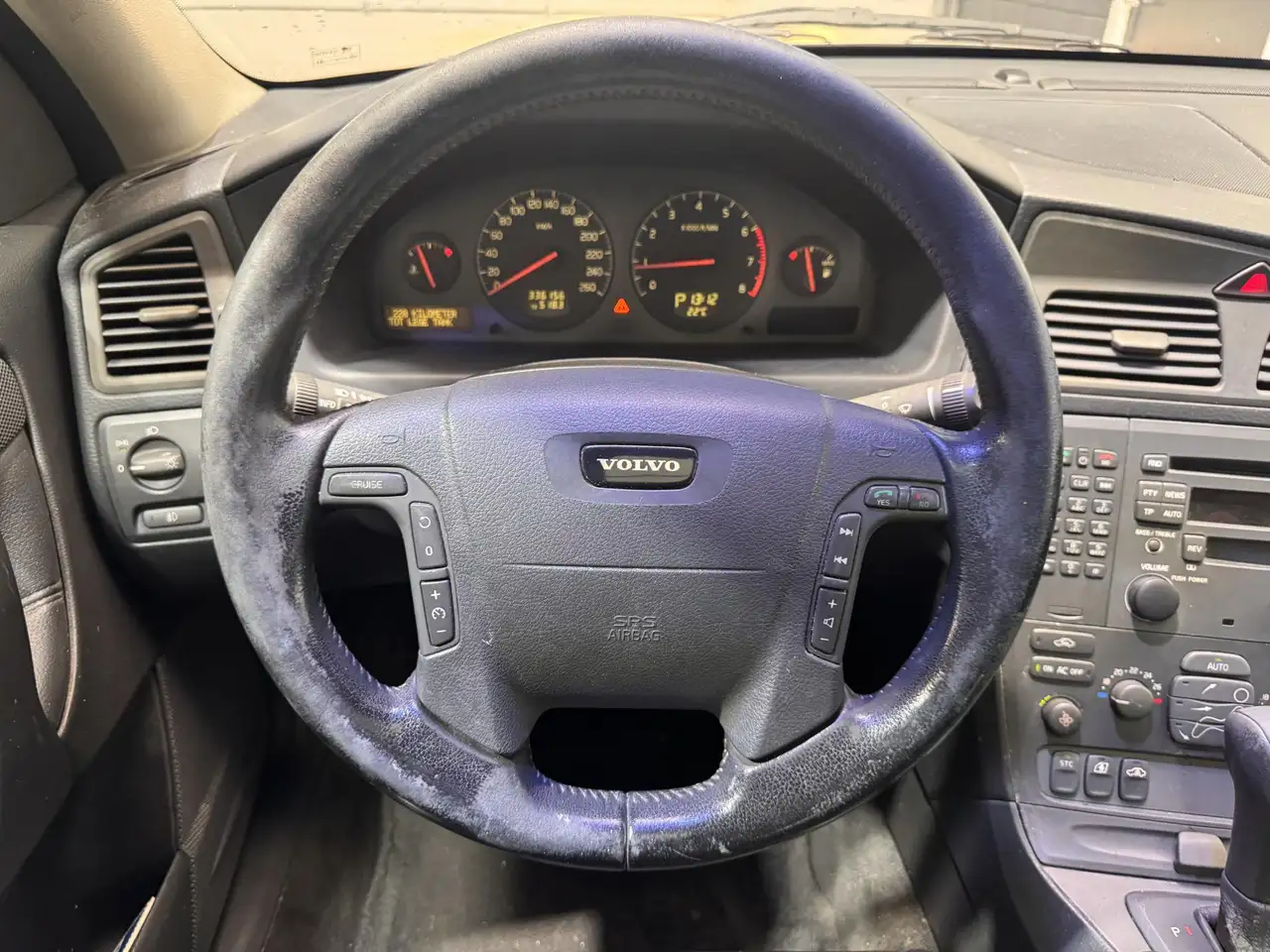 Volvo V70 2.4 Comfort Line, foto 12