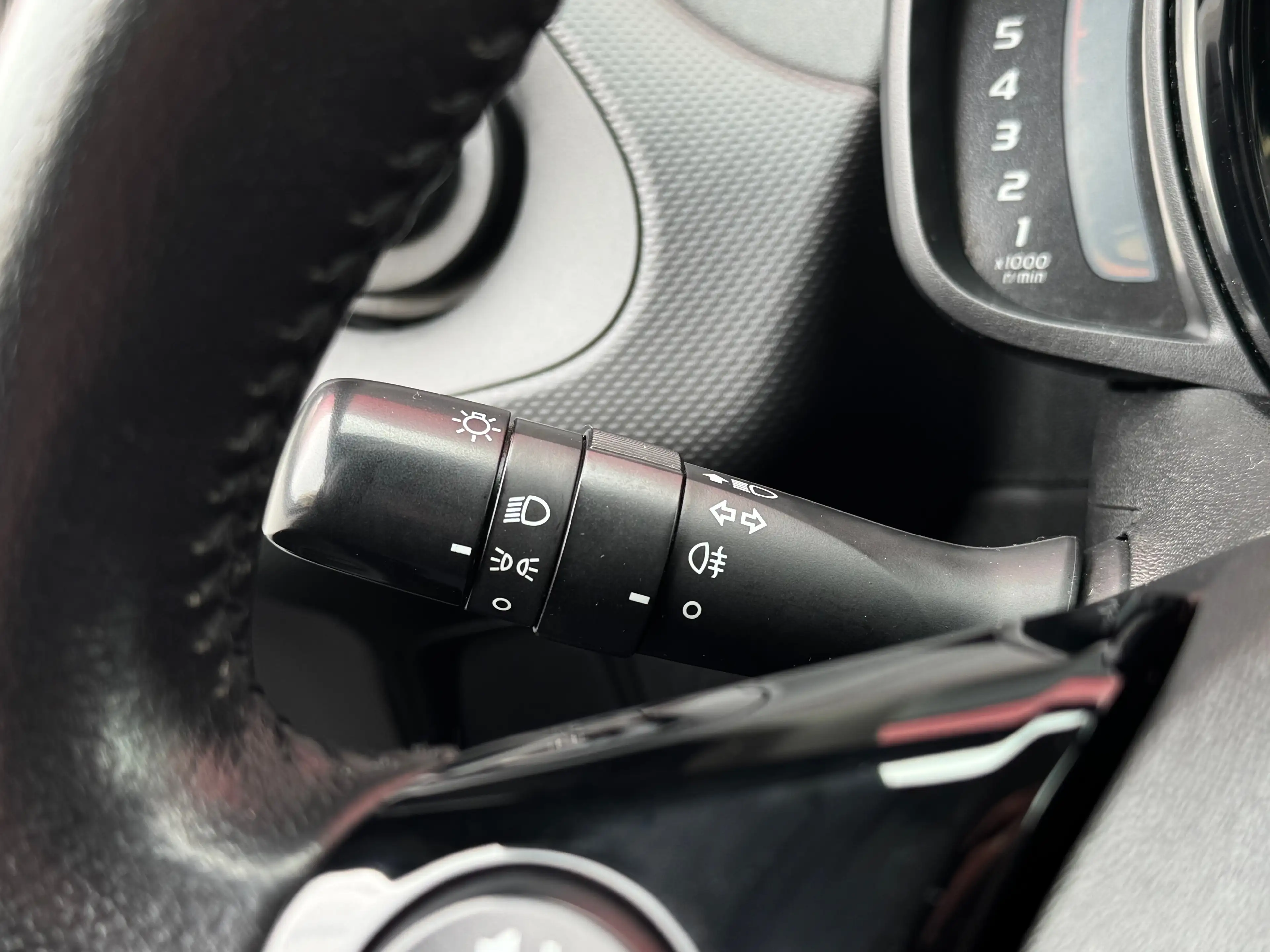 Citroen C1 1.0 VTi Feel | Cruise Control | Bluethooth | Airco — photo 26