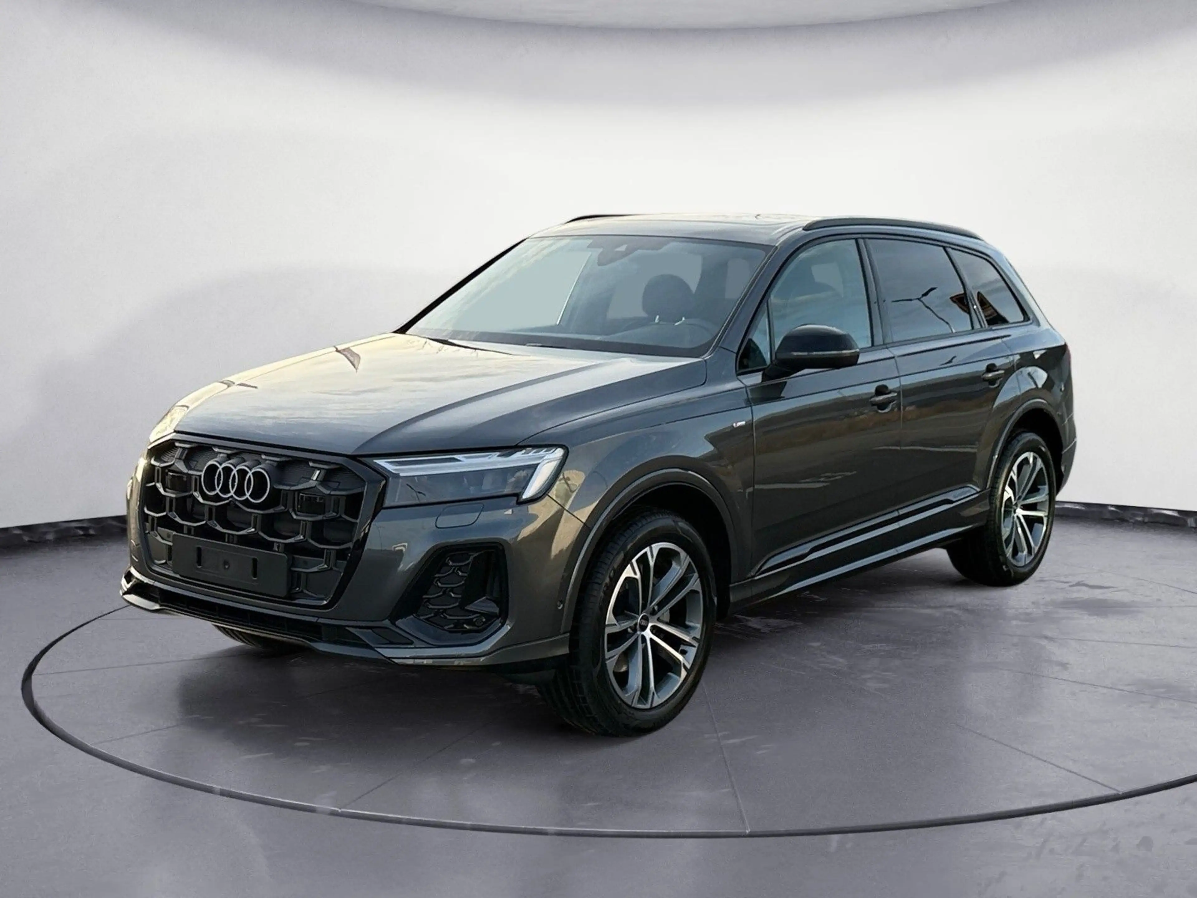 Audi Q7 SUV S line TDI quattro ti ptronic — photo 2