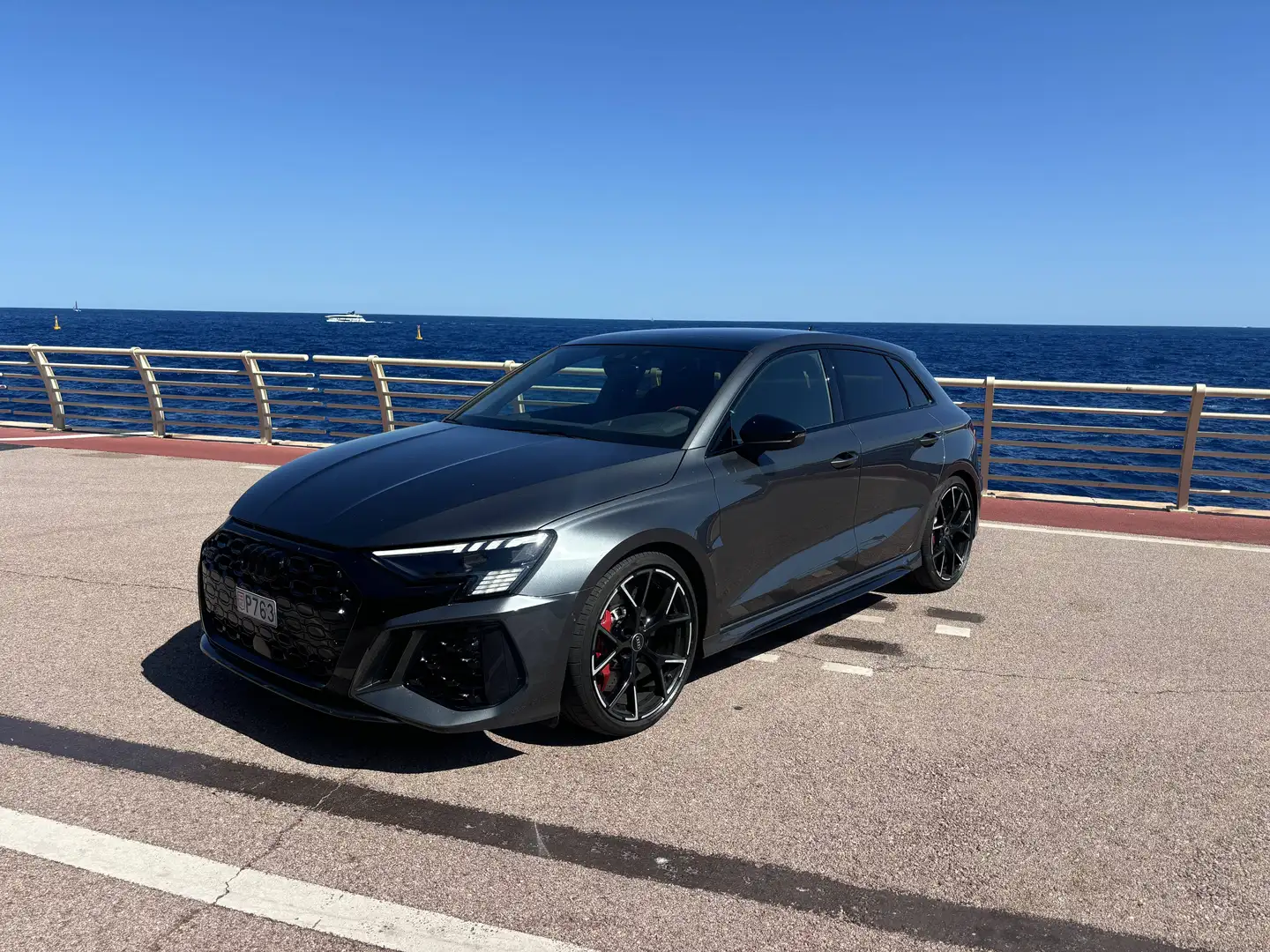 Audi RS3 2.5 TFSI 400ch quattro S tronic Gris - 2