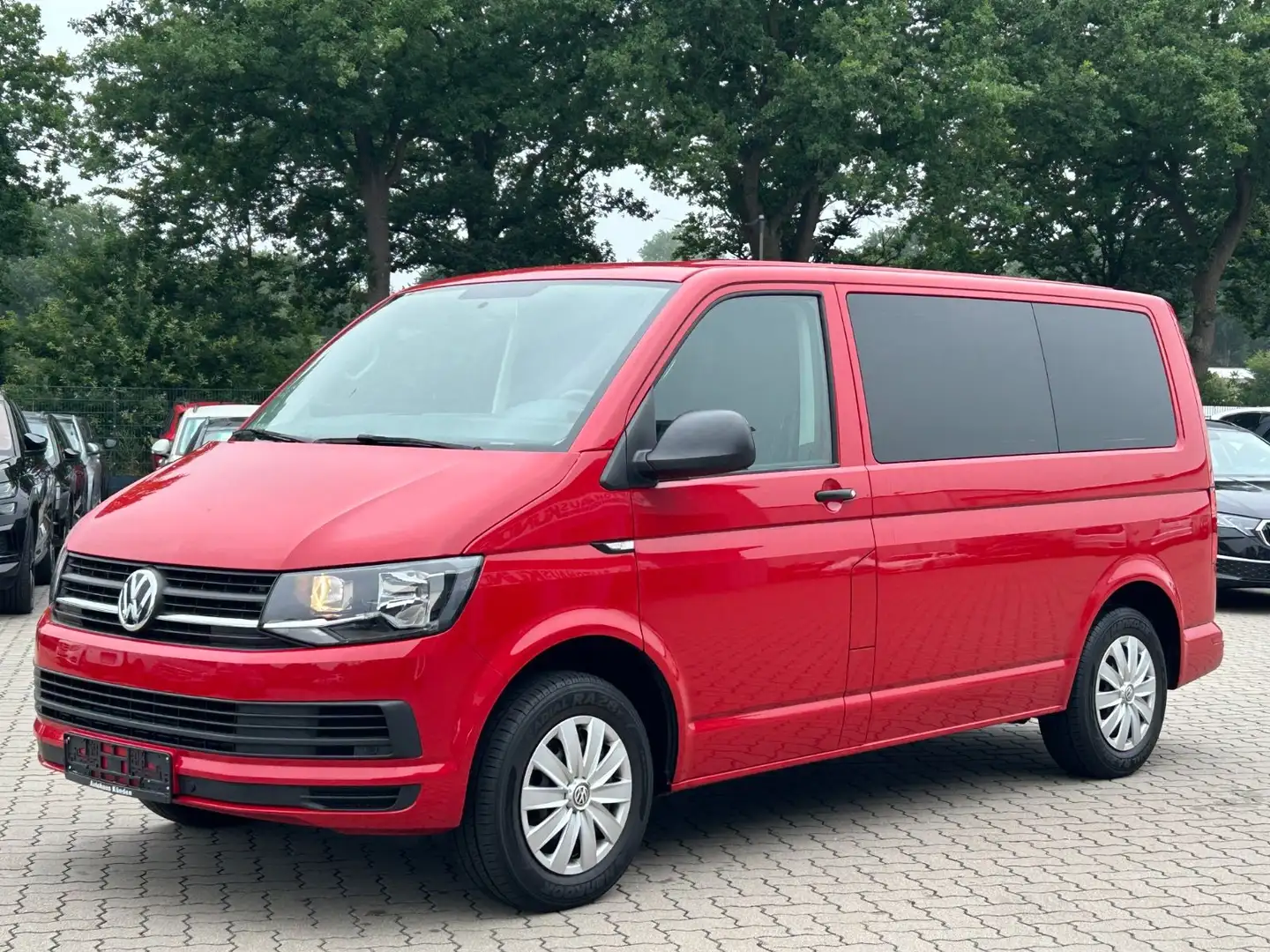 Volkswagen T6 Multivan Trendline°StdHz°KLIMA°PDC Rot - 1