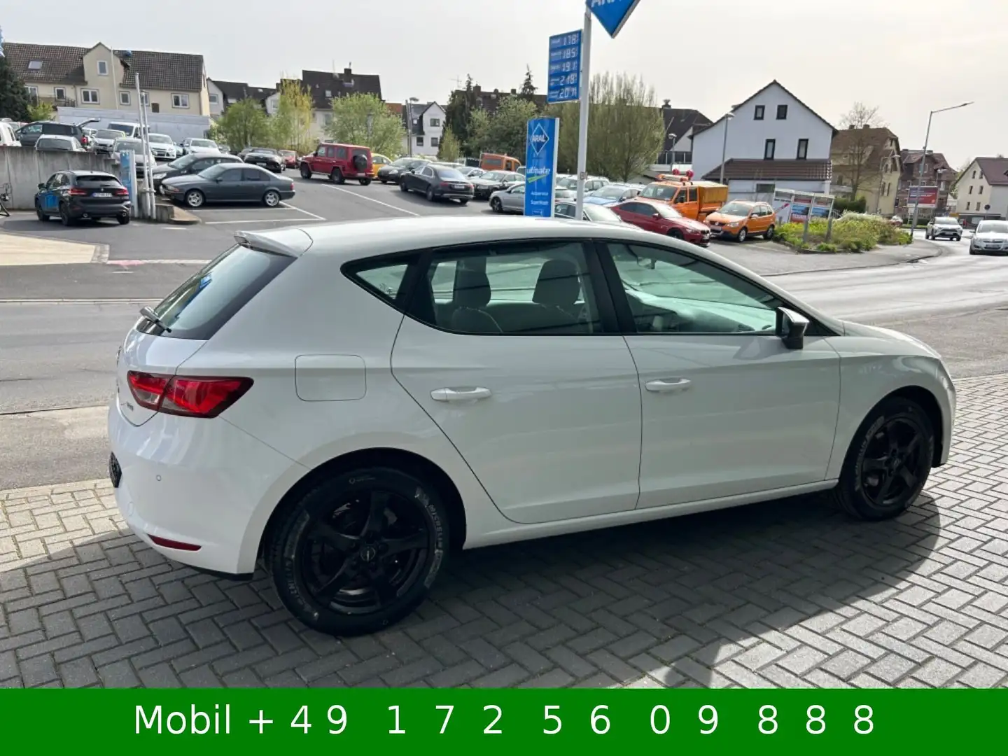 SEAT Leon 1,2 110 Ps Reference Tempomat LM Weiß - 1