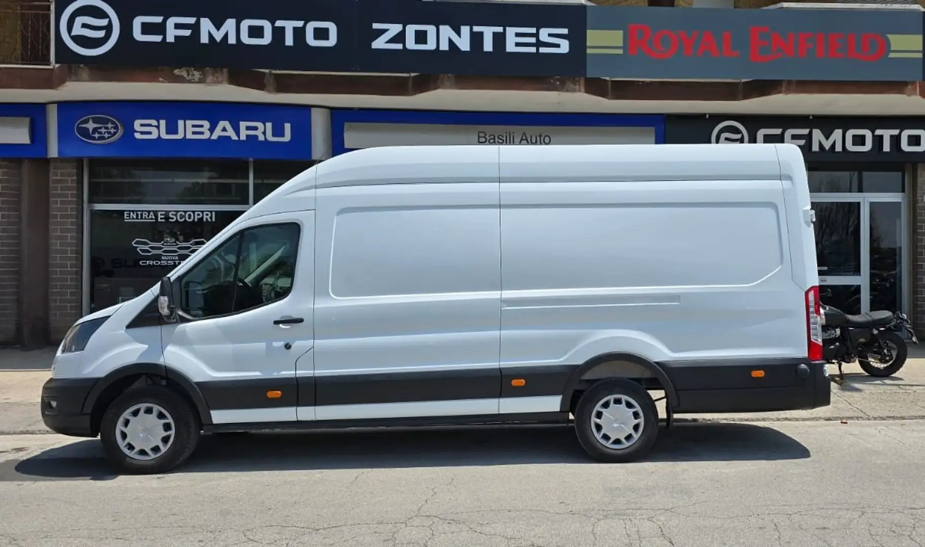 Ford Transit Jumbo 350 2.0 TDCi 130 CV Trend - L4 H3 Blanc - 1