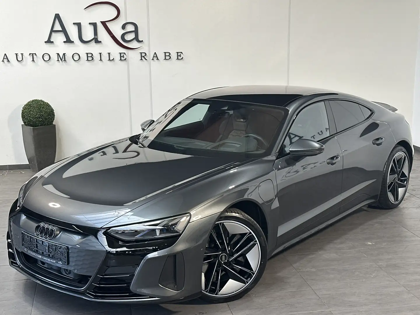 Audi RS Qu NAV+LED+HUD+360°+PANO+B&O+VCOCK Grau - 2