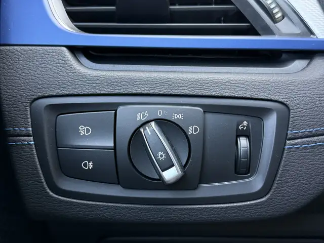 BMW X2 view 10