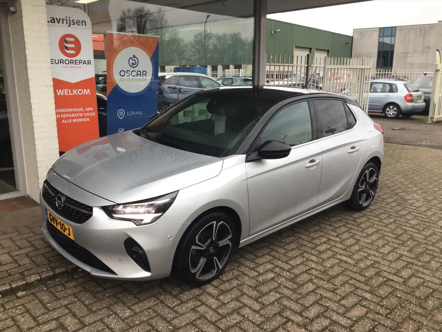 Opel Corsa 1.2 Turbo Start/Stop 100pk sport Grijs - 1
