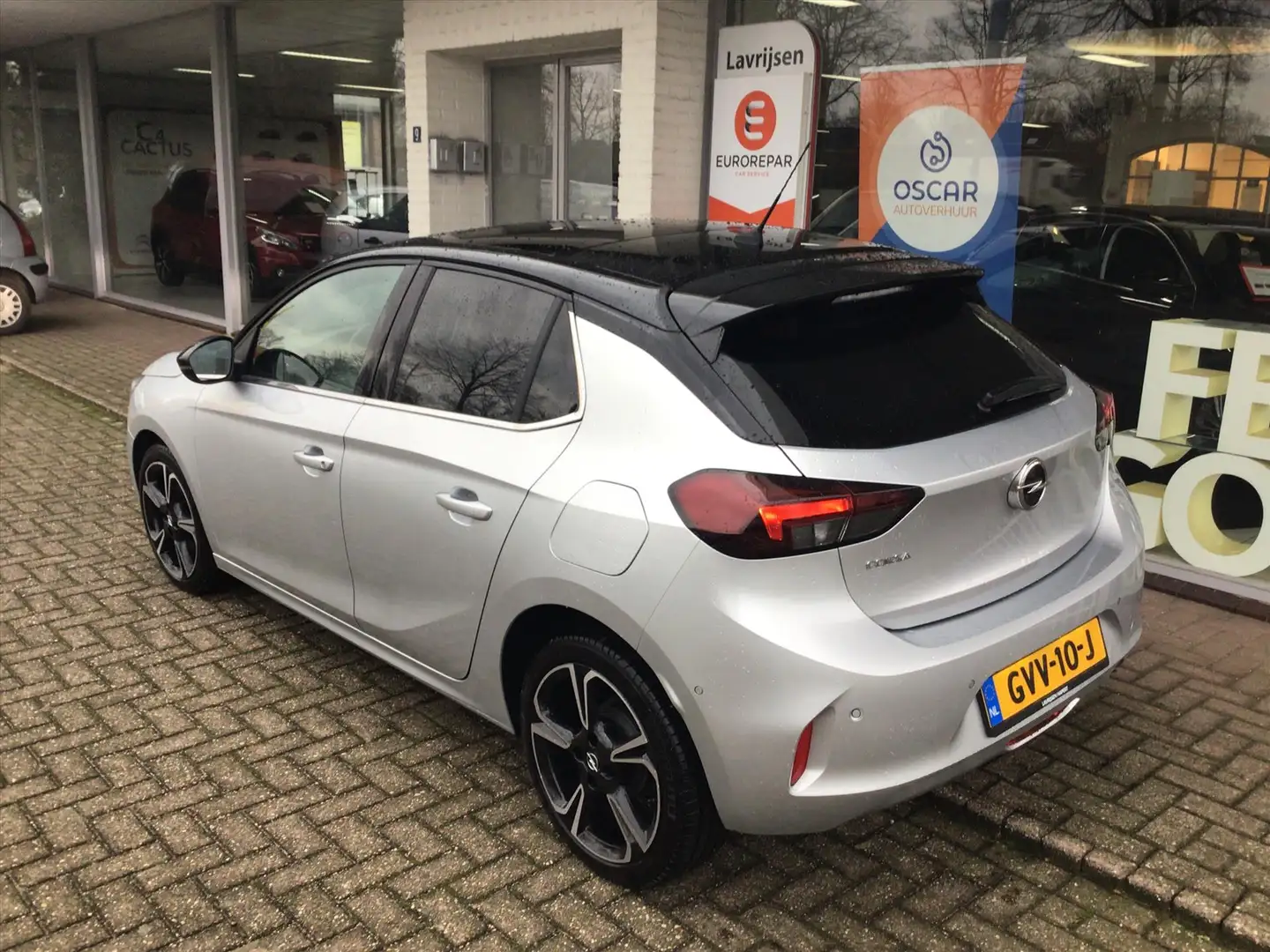 Opel Corsa 1.2 Turbo Start/Stop 100pk sport Grijs - 2