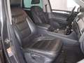 Volkswagen Touareg 3.0TDI TÜV bis 02/26 Navi AHK Xenon Grau - thumbnail 15
