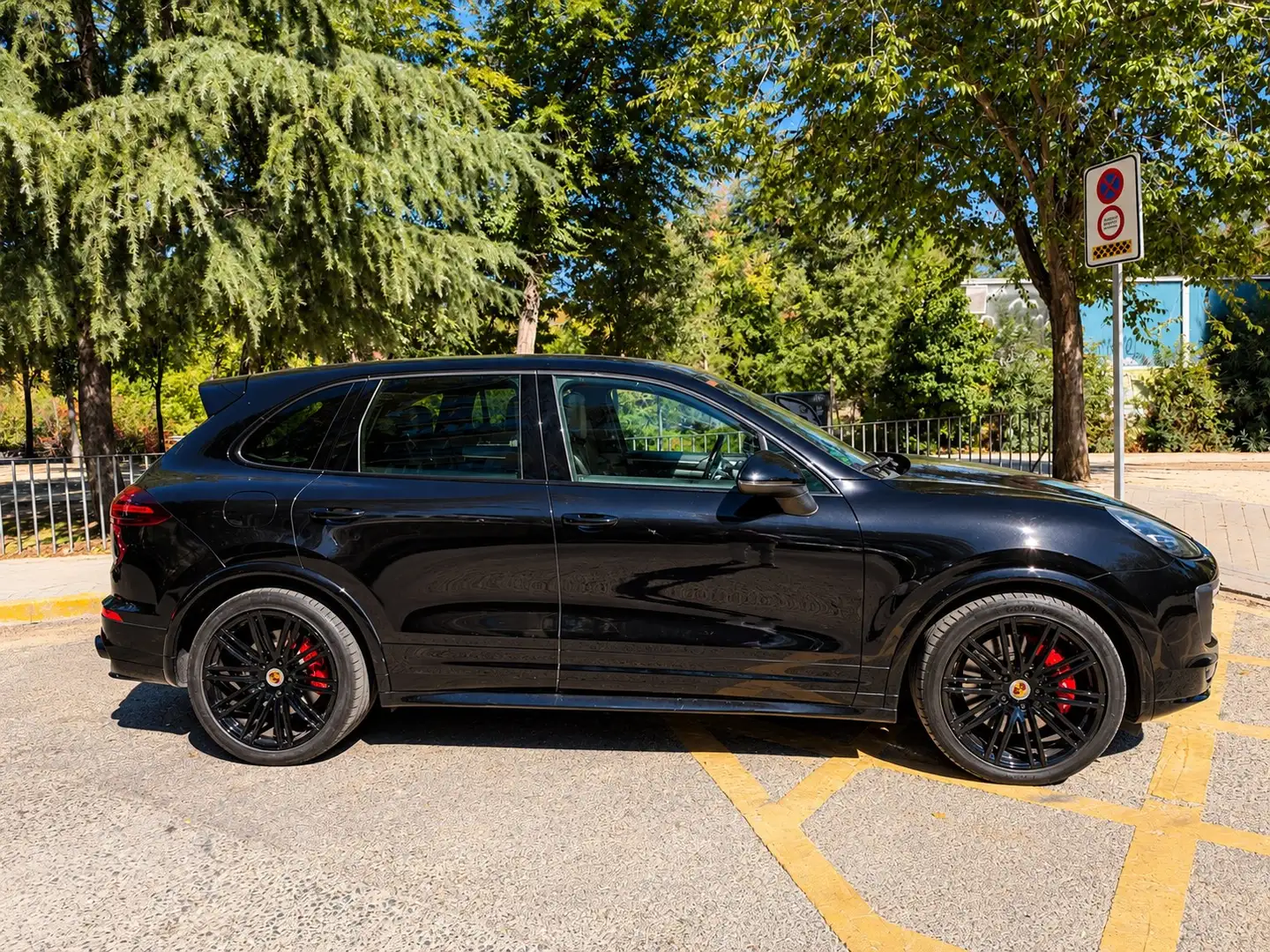 Porsche Cayenne 3.6 V6 420 ch GTS Tiptronic A Negro - 2