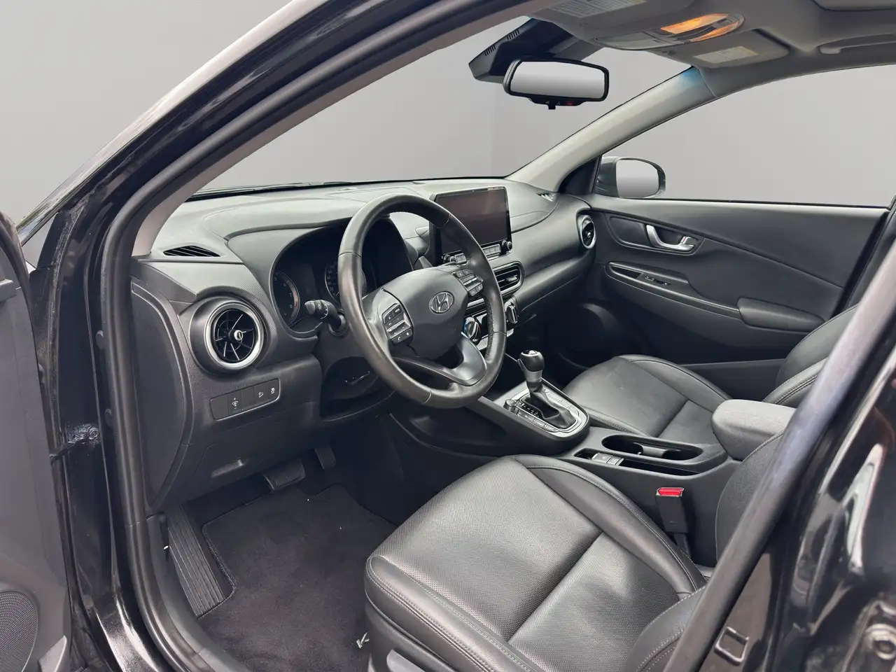 Hyundai KONA photo Hyundai KONA