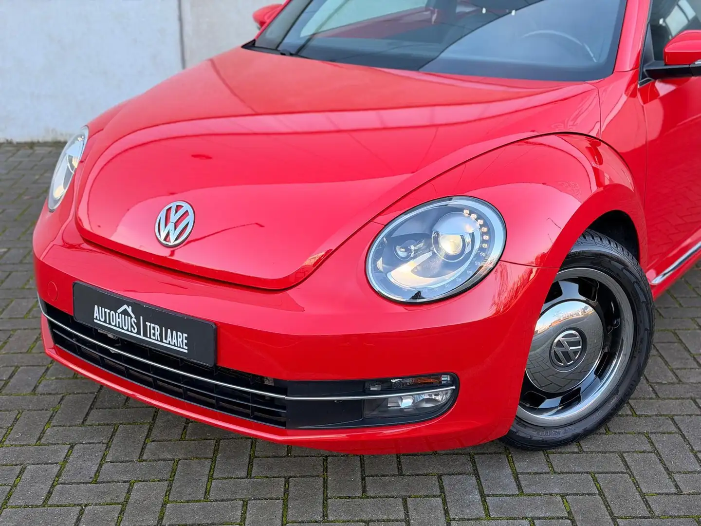 Volkswagen Beetle 1.2 TSI Exclusive Pano Leder Xenon CarPlay Stoelve Rouge - 2