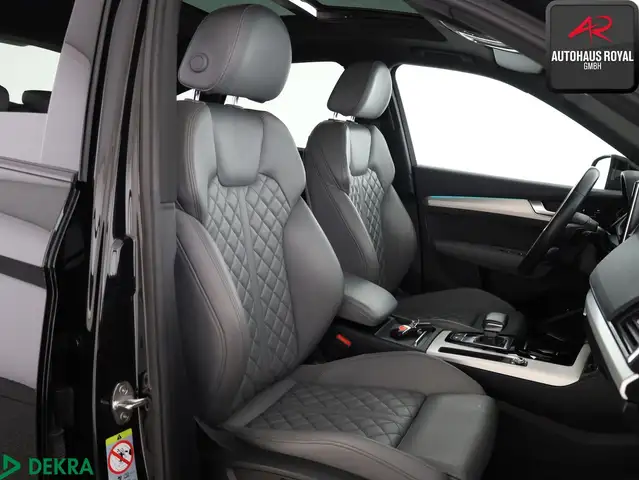 Audi Q5 view 10