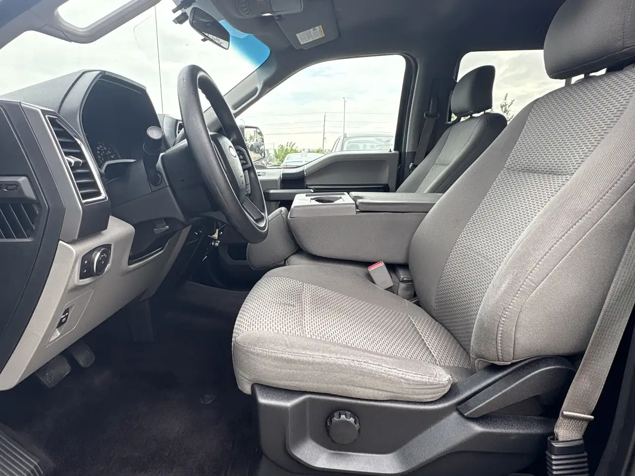 Ford F 150 снимка Ford F 150