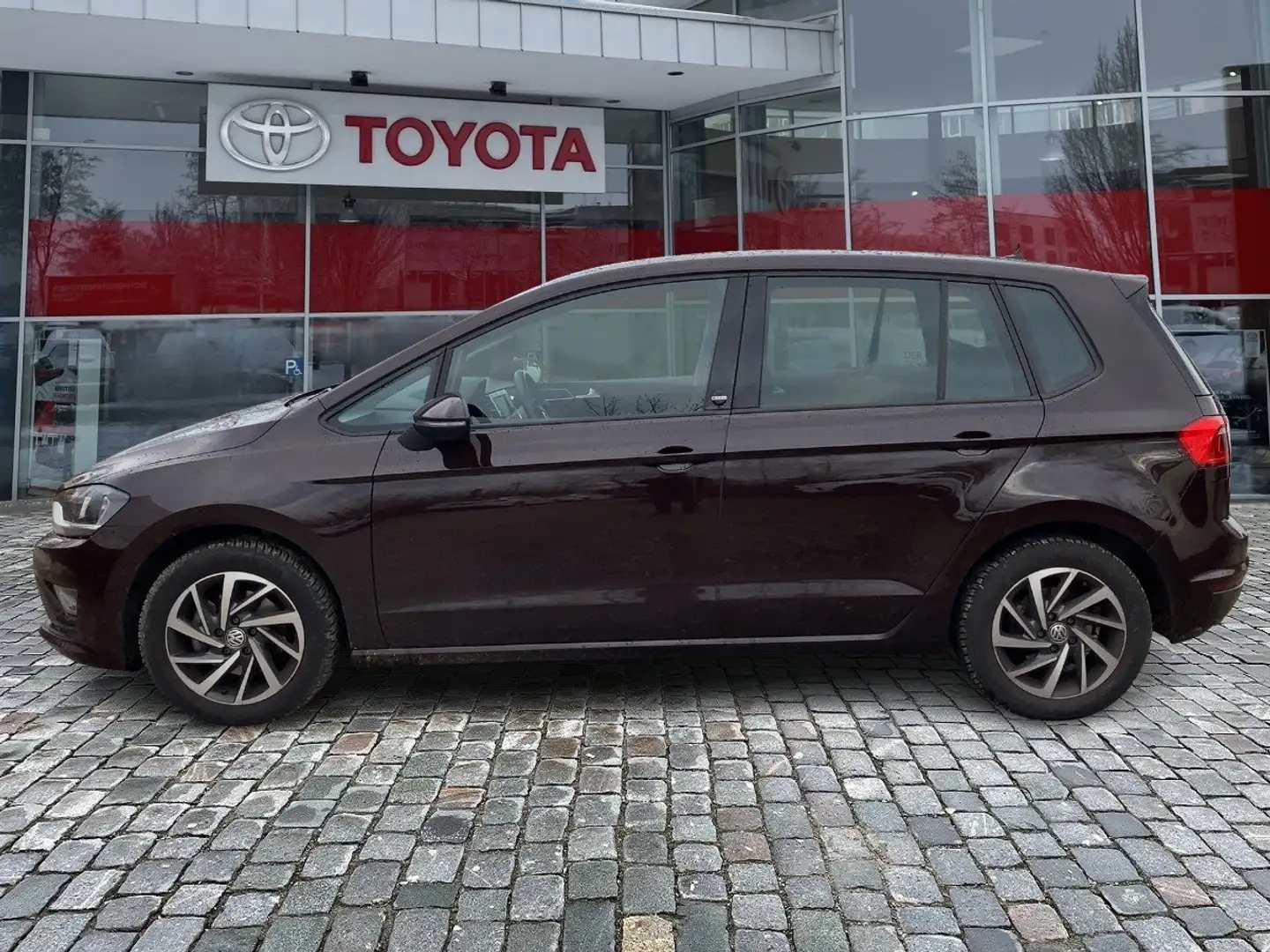 Volkswagen Golf Sportsvan VII 1.4 TSI BMT Sound Top Gepflegt Zwart - 2