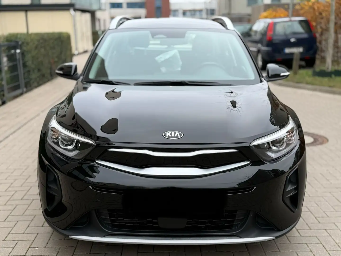 Kia Stonic Vision Schwarz - 2