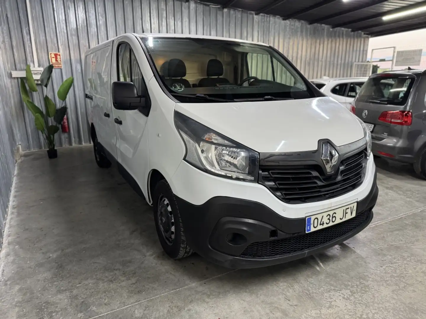 Renault Trafic Furgón 27 L1H1 dCi 70kW Blanc - 2
