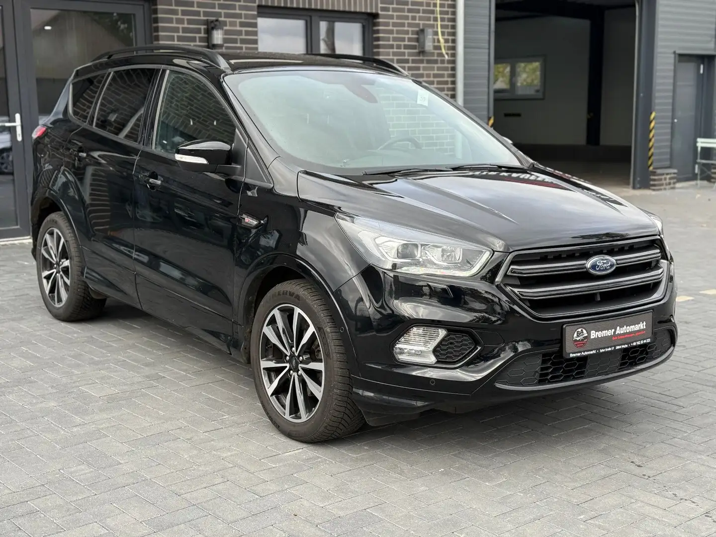 Ford Kuga ST-Line*Kamera*Navi*PDC*SHZ*AHK*Bi-Xenon* Noir - 1