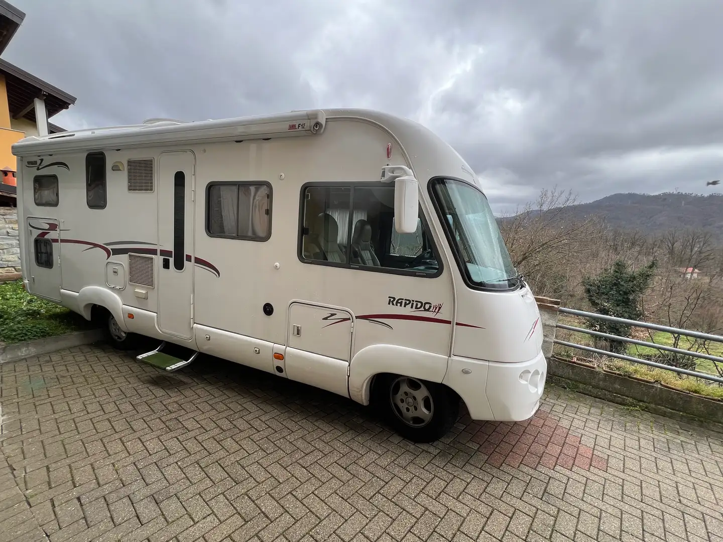 Mercedes-Benz Sprinter 316 CDI OM612 Blanc - 1