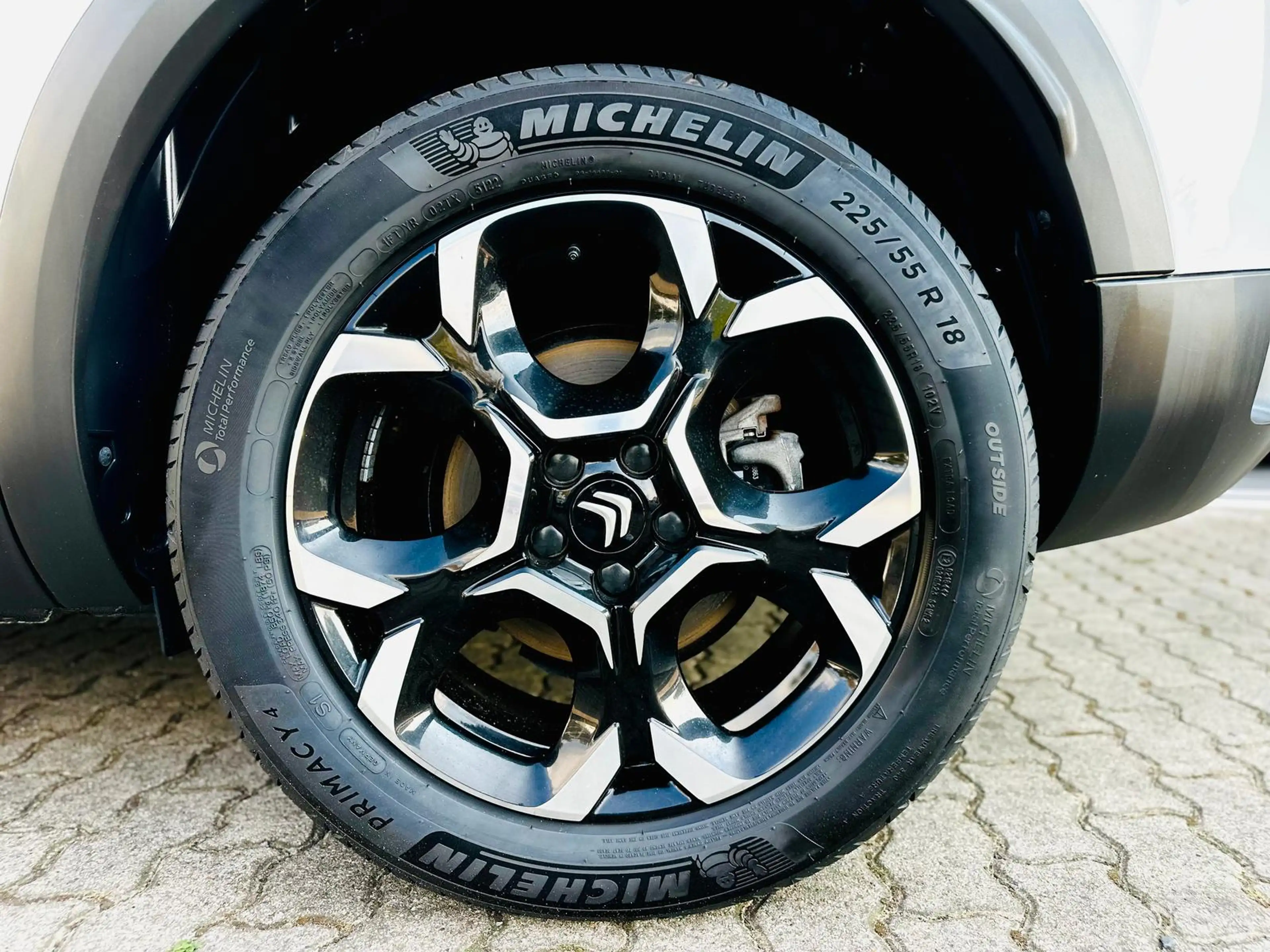 Citroen C5 Aircross 1.2 12V e-THP / PureTech NAVI KAMERA KEYLESS — photo 17