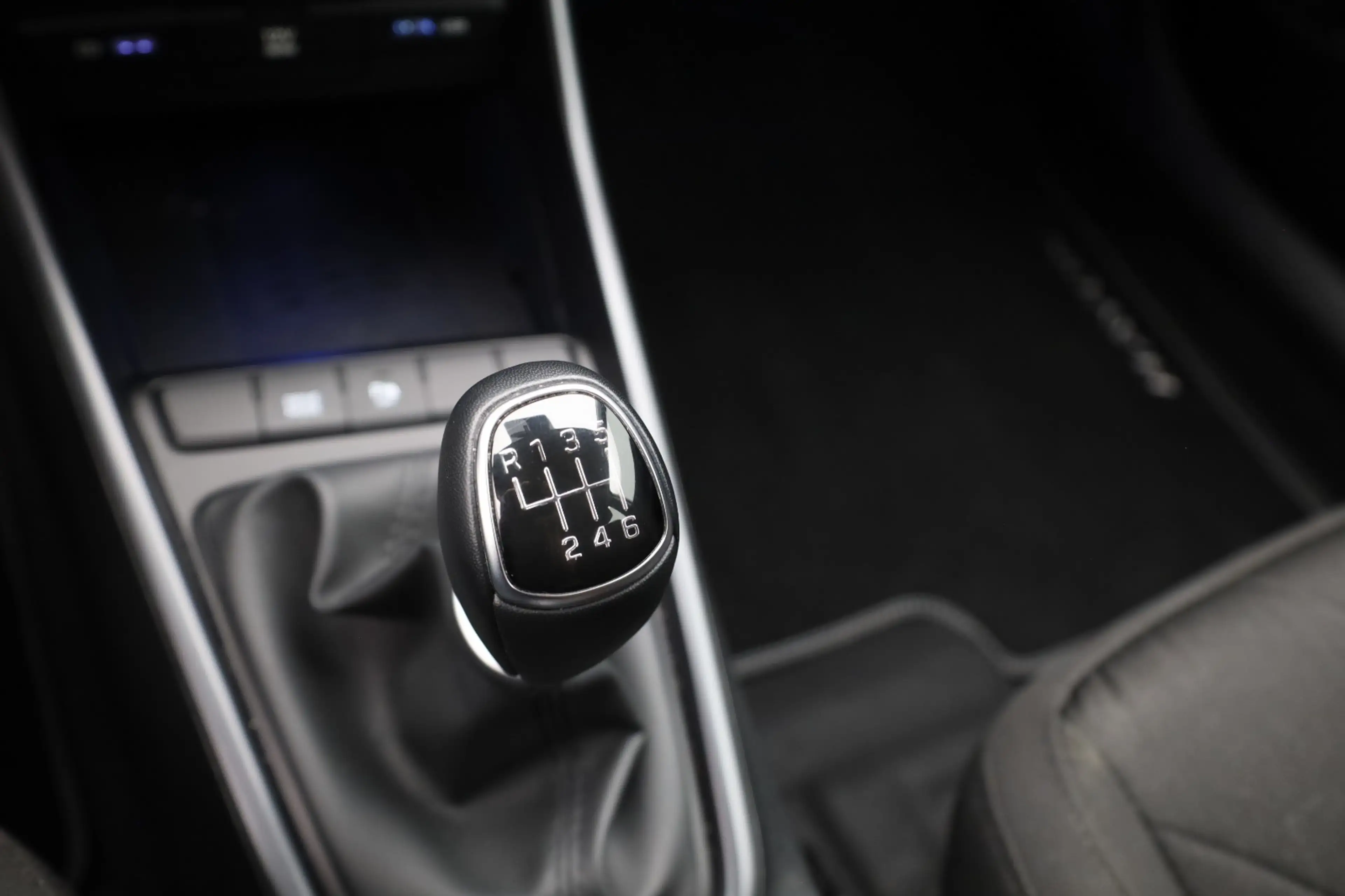 Hyundai BAYON 1.0 T-GDI Comfort — photo 14