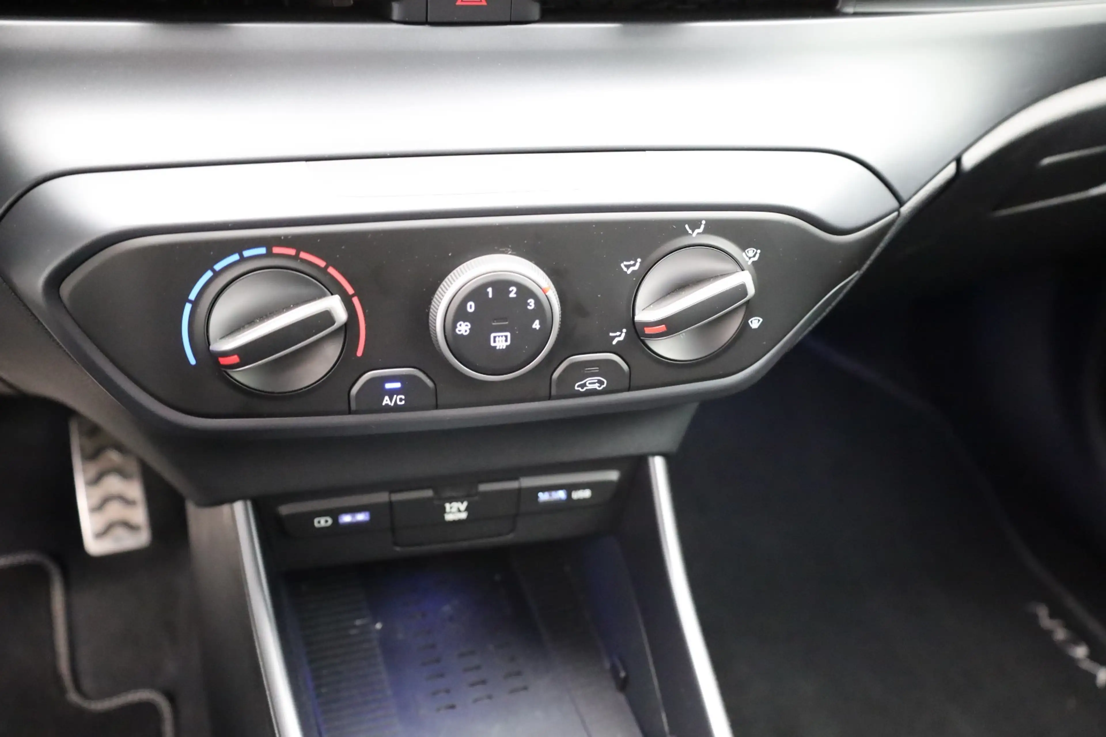 Hyundai BAYON 1.0 T-GDI Comfort — photo 15