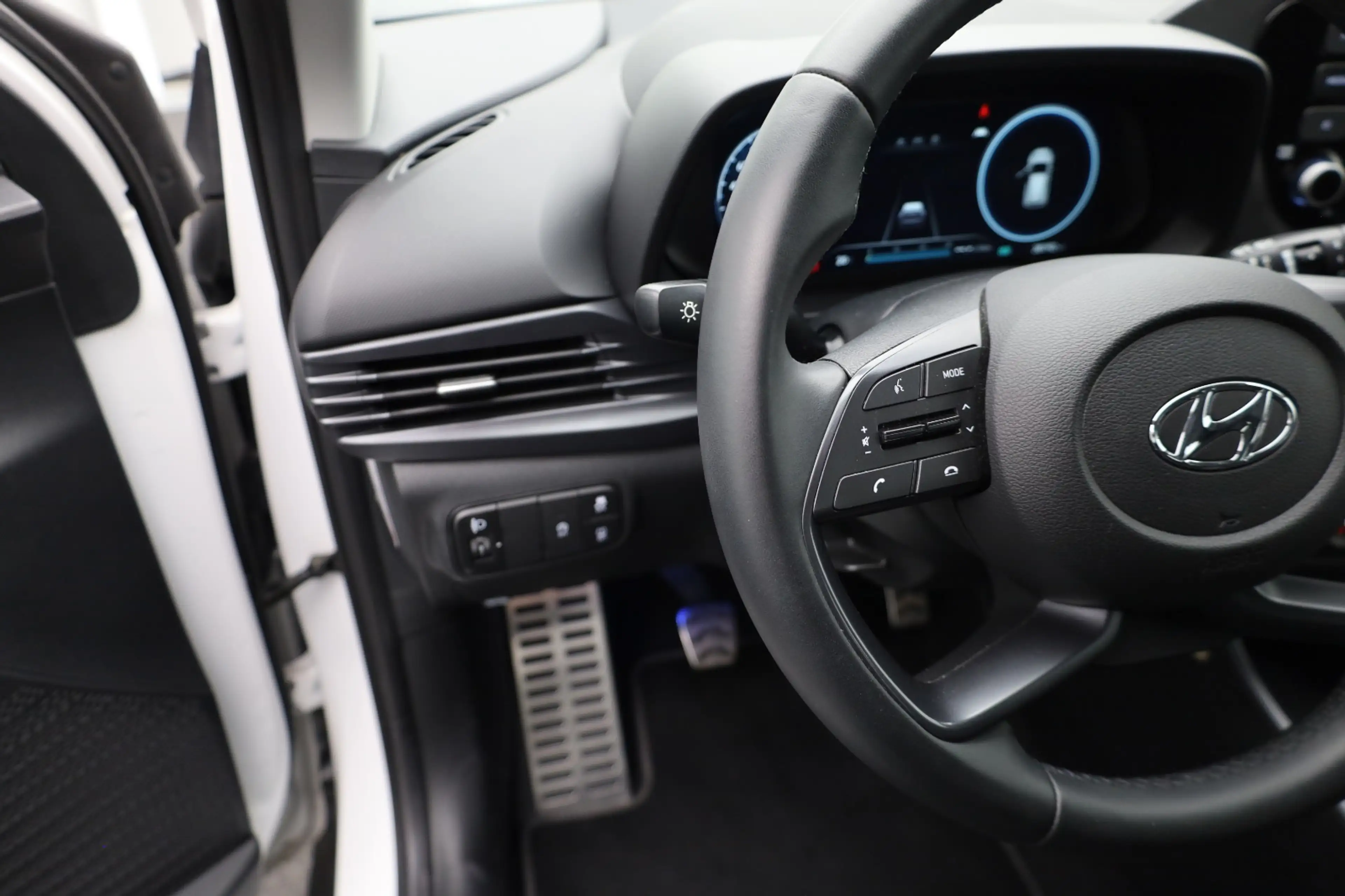 Hyundai BAYON 1.0 T-GDI Comfort — photo 8