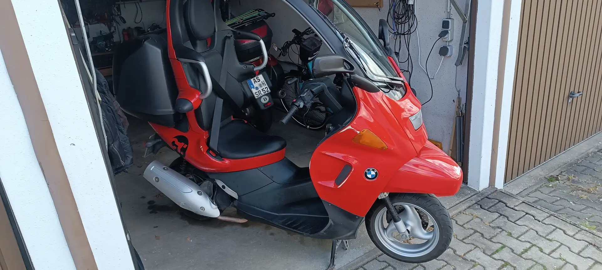 BMW C1 Motorroller 125 ccm Rood - 1