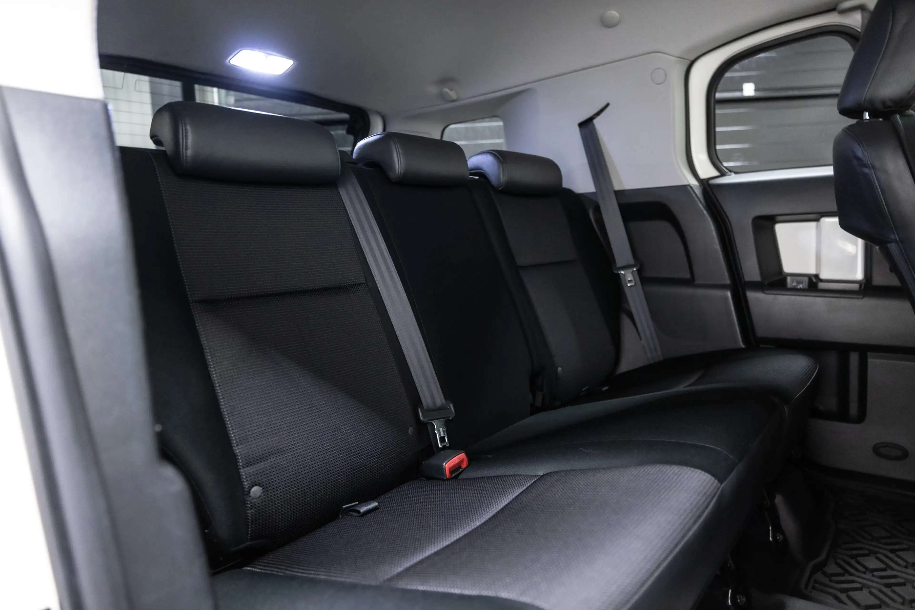 Toyota FJ Cruiser VVT-i V6 Btw auto, Fiscale waarde € 8.000,- (€ 40. — photo 12