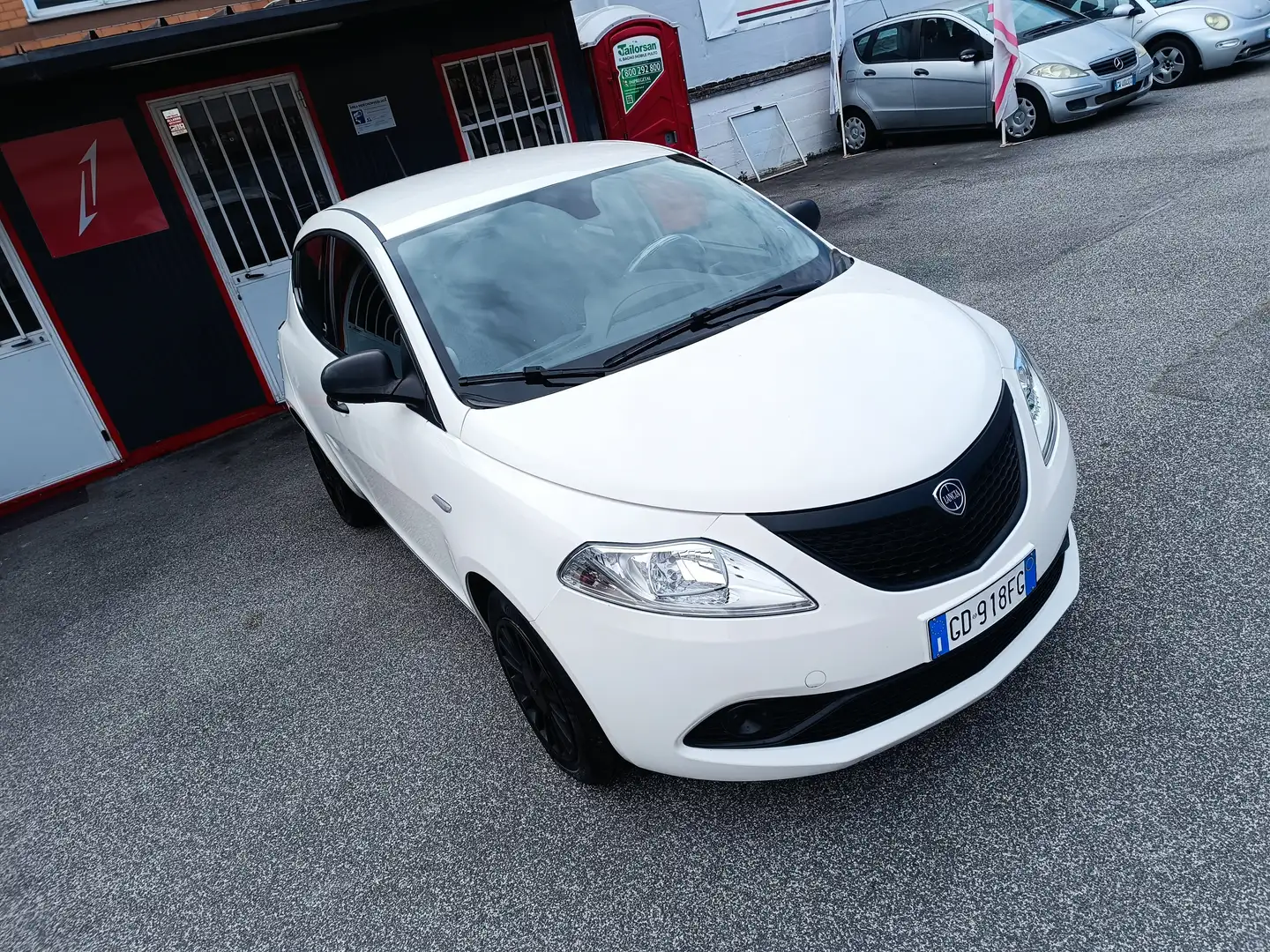 Lancia Ypsilon Ypsilon III 2015 1.0 firefly hybrid Gold s Blanc - 2